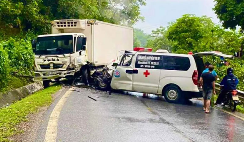 Tin tức tai nạn giao th&ocirc;ng mới nhất ng&agrave;y h&ocirc;m nay 30/9/2023 - Ảnh 3.