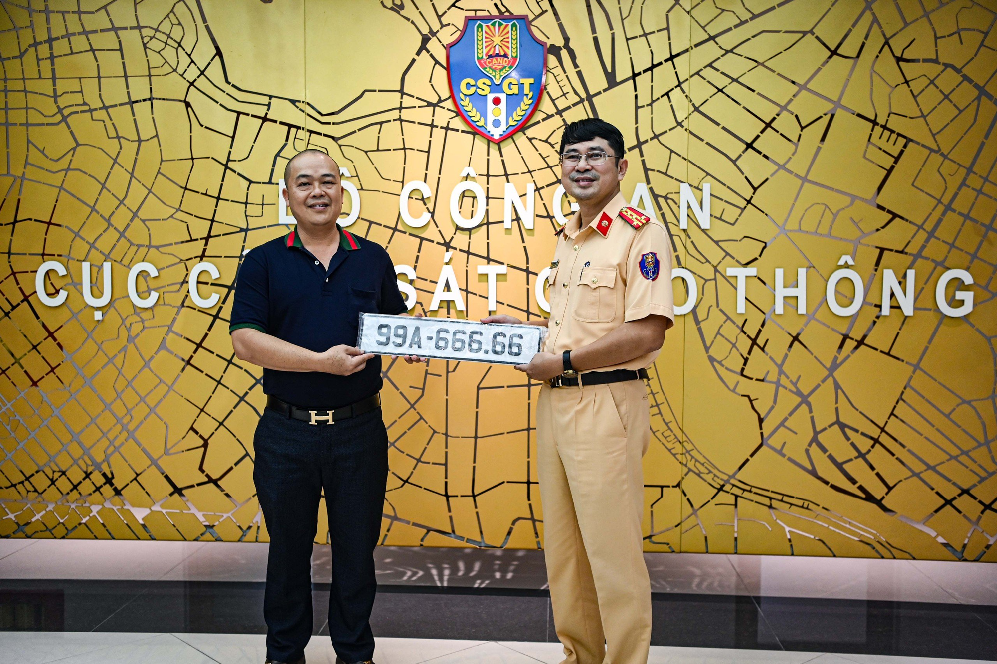 Đấu gi&aacute; - Ảnh 1.