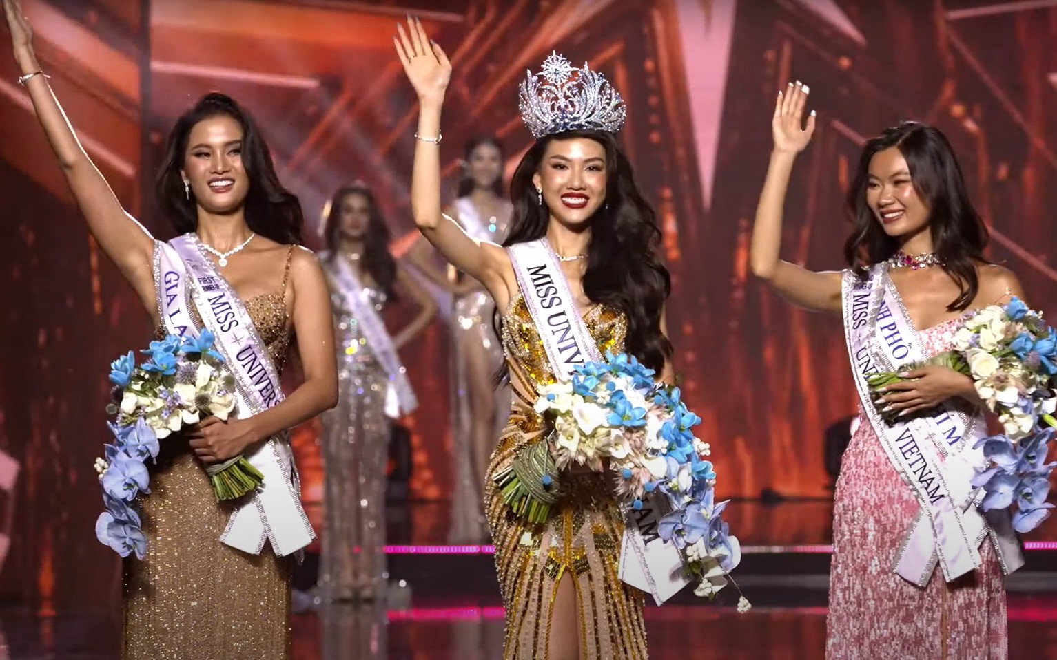 Si&ecirc;u mẫu B&ugrave;i Quỳnh Hoa đăng quang Miss Universe Vietnam 2023