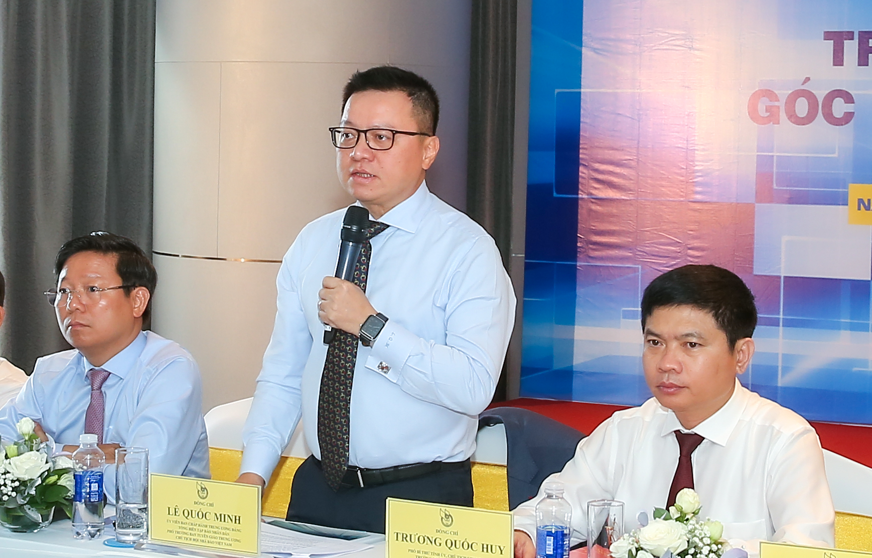 Nhiều giải ph&aacute;p, đề xuất để b&aacute;o ch&iacute; l&agrave; k&ecirc;nh chủ lực của truyền th&ocirc;ng ch&iacute;nh s&aacute;ch - Ảnh 3.