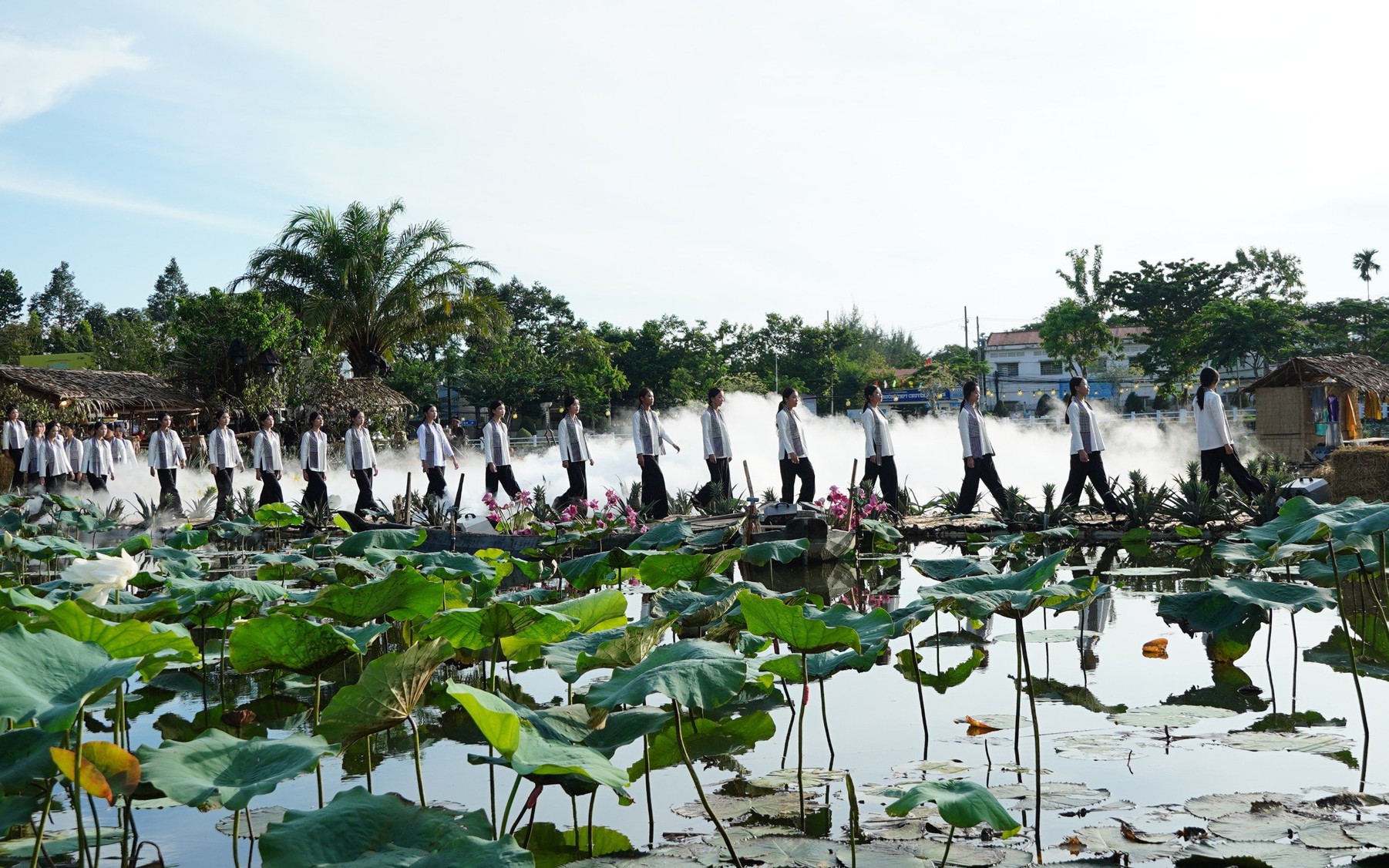 Đặc sắc Festival &aacute;o b&agrave; ba - Hậu Giang 2023