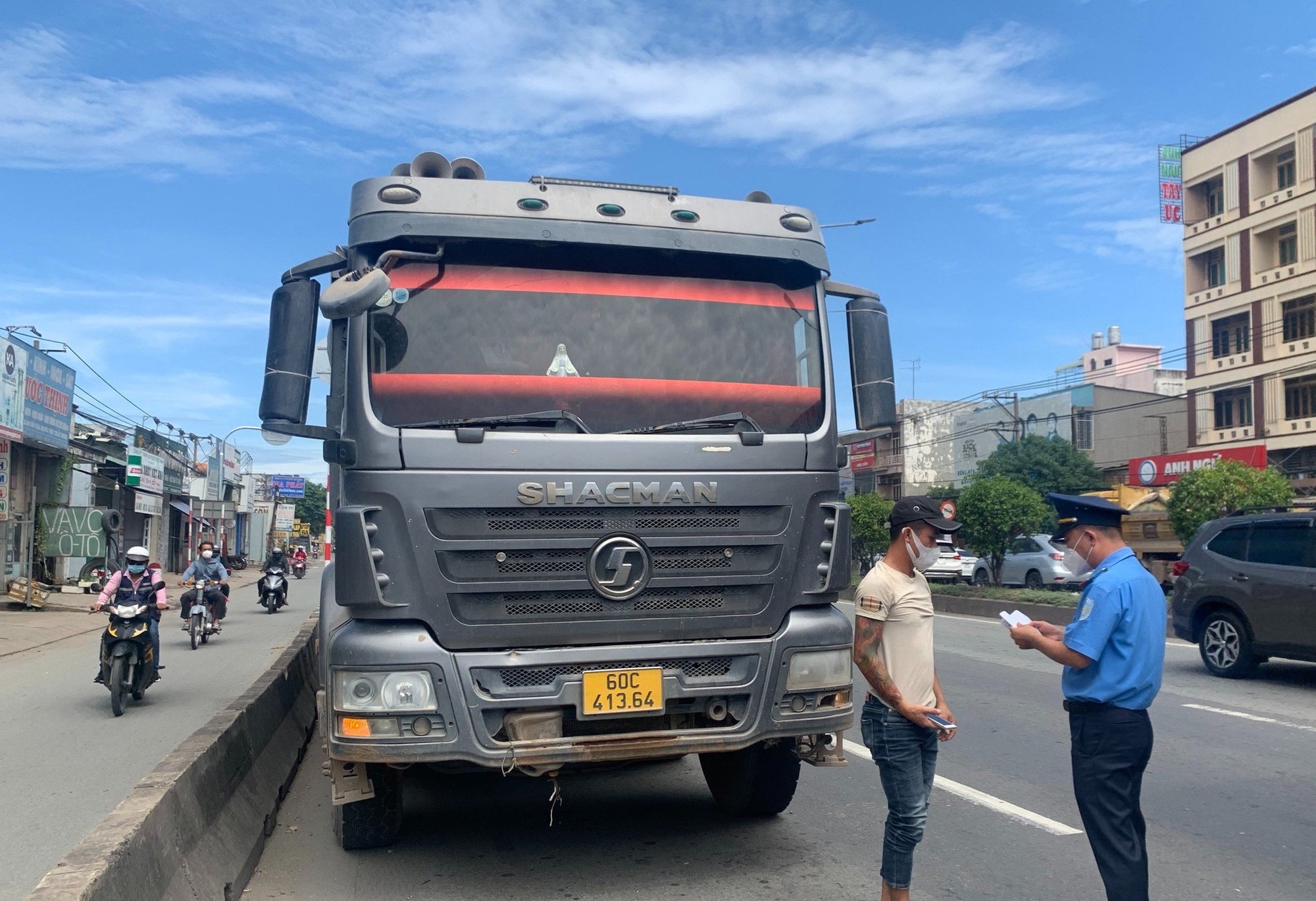 &ldquo;Mắt thần&rdquo; xuất hiện, t&agrave;i xế nhẹ ch&acirc;n ga, chở đ&uacute;ng tải trọng - Ảnh 3.