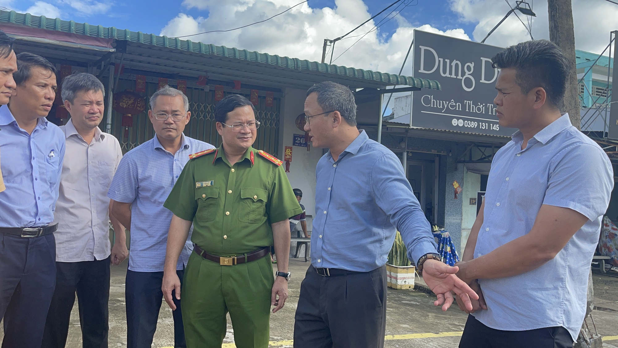 Vụ tai nạn tr&ecirc;n QL20: &Ocirc;ng Khuất Việt H&ugrave;ng đề nghị c&ocirc;ng an tr&iacute;ch xuất h&agrave;nh tr&igrave;nh xe 16 chỗ - Ảnh 1.