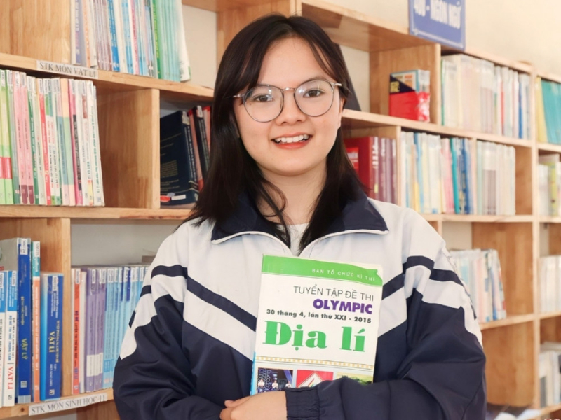 Nữ sinh nghèo hiếu học được đặc cách vào Học viện Chính trị Công an Nhân dân - Ảnh 1. Nữ sinh nghèo hiếu học được đặc cách vào Học viện Chính trị Công an Nhân dân - Ảnh 1.