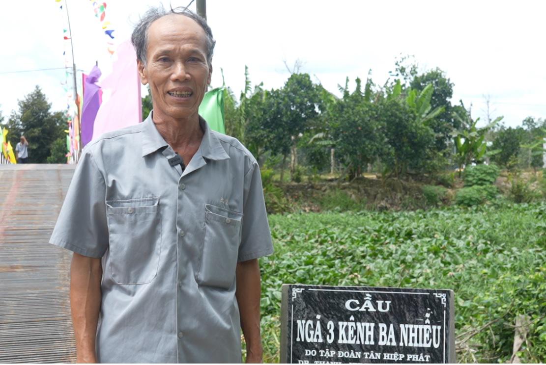 photo-1693883379337 photo-1693883379337