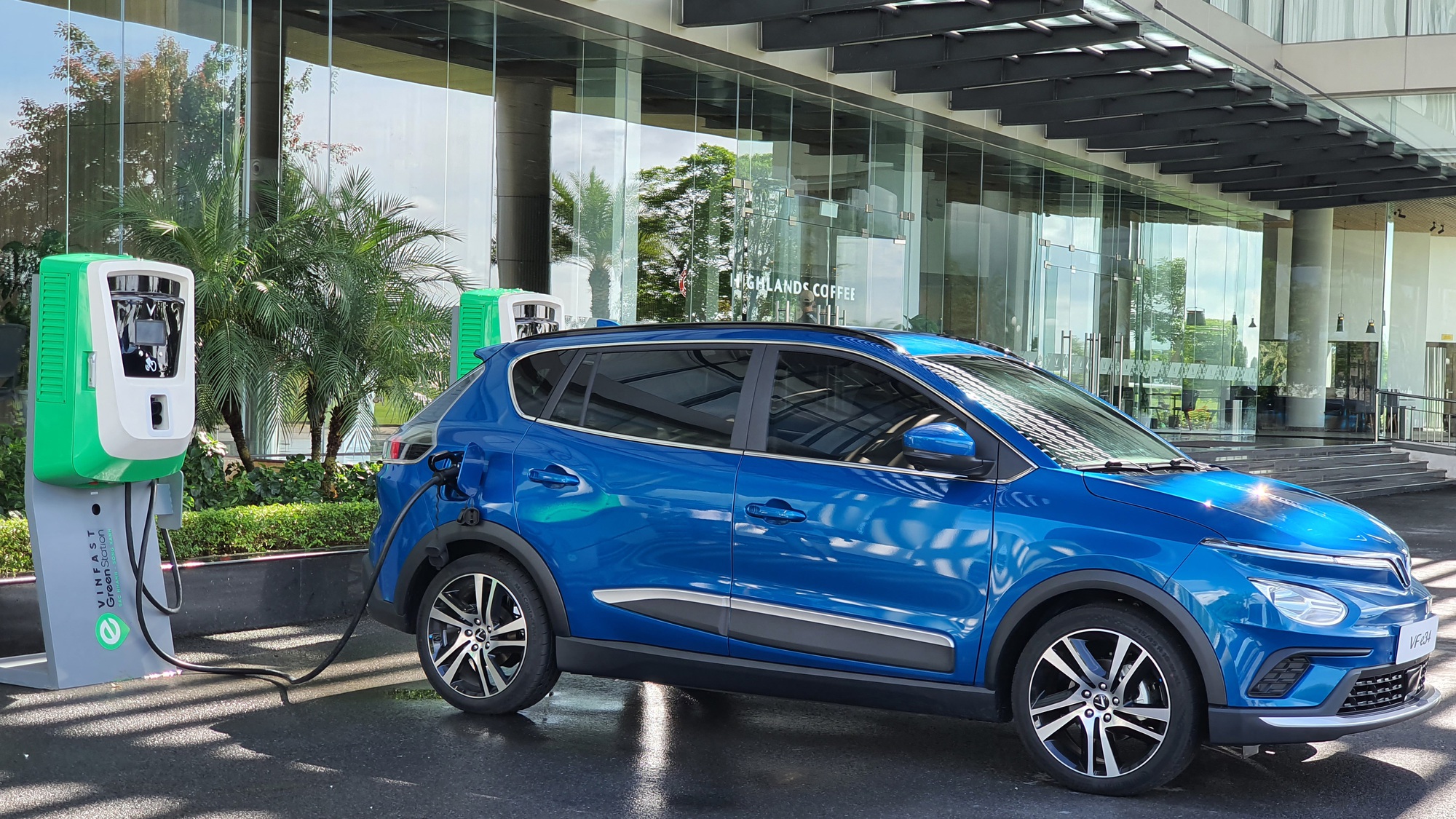 Đề xuất kéo dài thời gian ưu đãi thuế với ô tô điện- Ảnh 2. Đề xuất kéo dài thời gian ưu đãi thuế với ô tô điện- Ảnh 2.