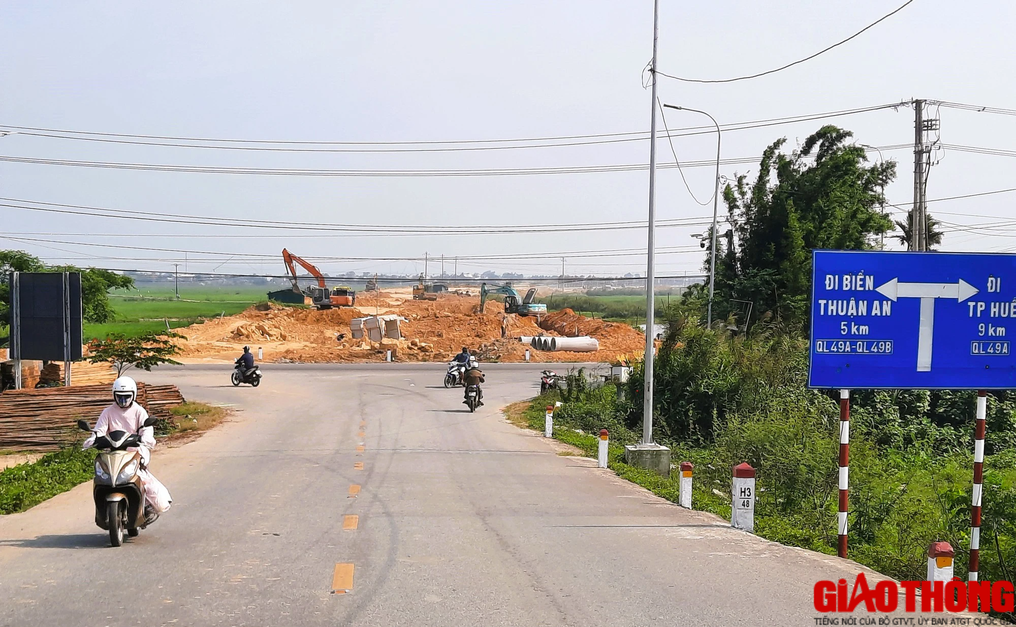 Th&ocirc;ng xe tuyến đường 370 tỷ nhiều năm chưa xong ở Huế trước ng&agrave;y 30/9 - Ảnh 6.