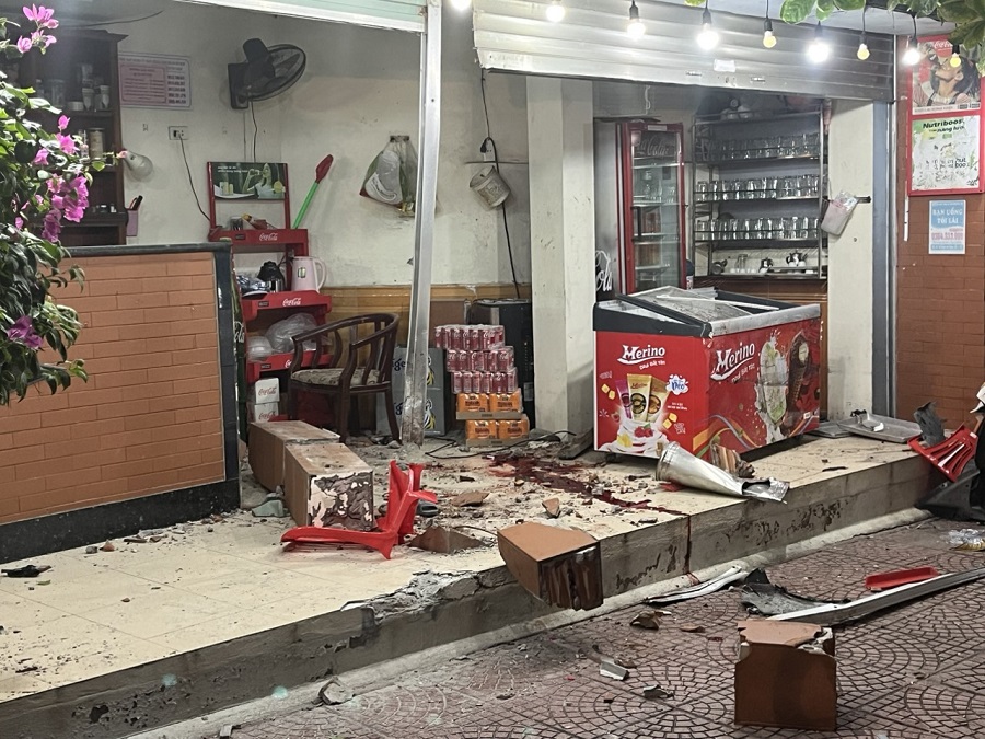 Vụ &ocirc; t&ocirc; đ&acirc;m người ngồi tại vỉa h&egrave; Hải Ph&ograve;ng: T&agrave;i xế l&agrave; qu&acirc;n nh&acirc;n - Ảnh 1.