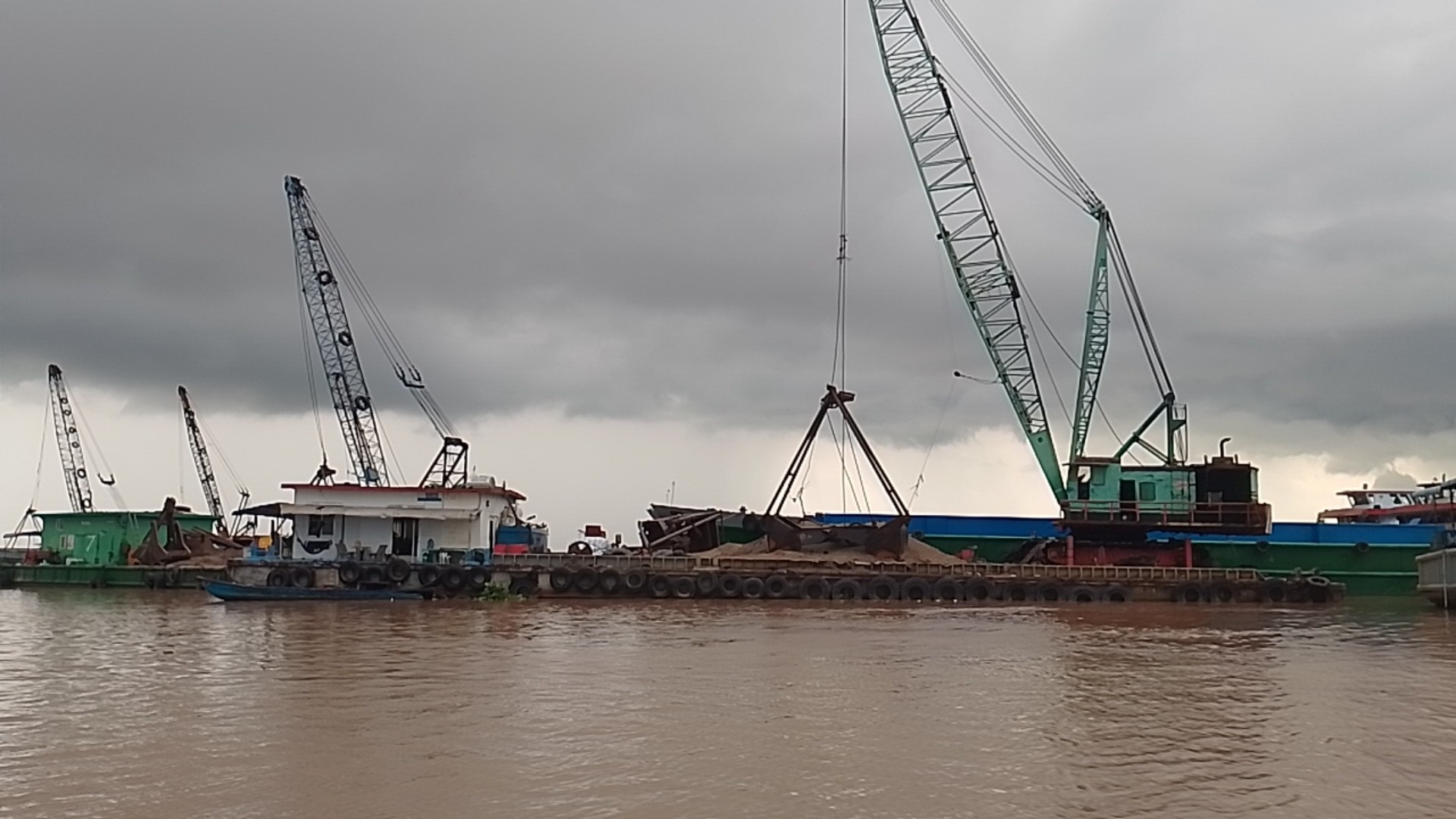 Những điều chưa biết về Trung Hậu 68 - Ảnh 2.