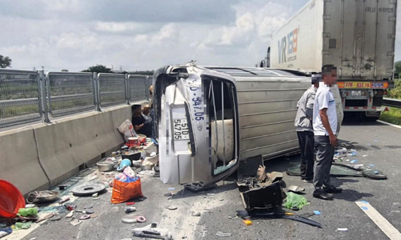 Tin tức tai nạn giao th&ocirc;ng mới nhất ng&agrave;y h&ocirc;m nay 9/9/2023 - Ảnh 2.