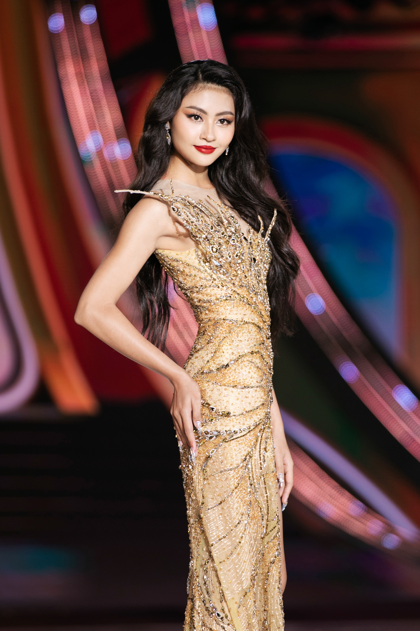 Hoa hậu Ho&agrave;n vũ Việt Nam - Miss Cosmo Vietnam 2023 gọi t&ecirc;n B&ugrave;i Thị Xu&acirc;n Hạnh- Ảnh 21.