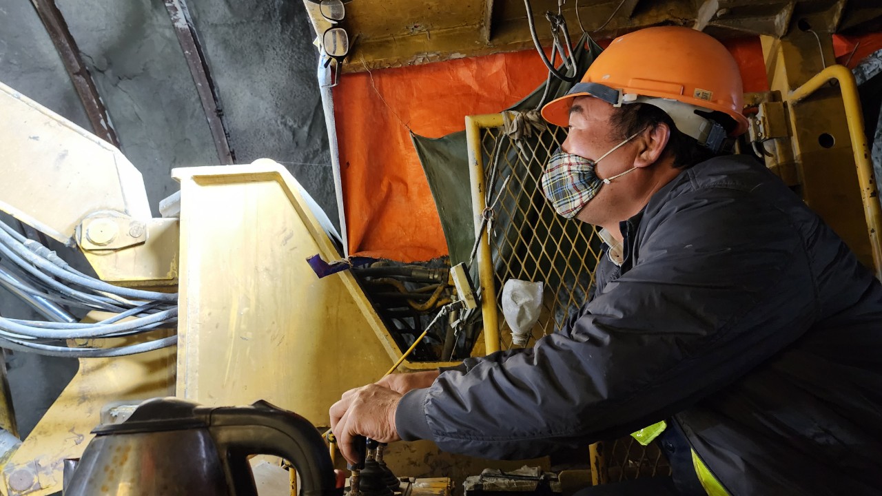 Ng&agrave;y đầu năm tr&ecirc;n c&ocirc;ng trường cao tốc Quảng Ng&atilde;i-Ho&agrave;i Nhơn- Ảnh 11.