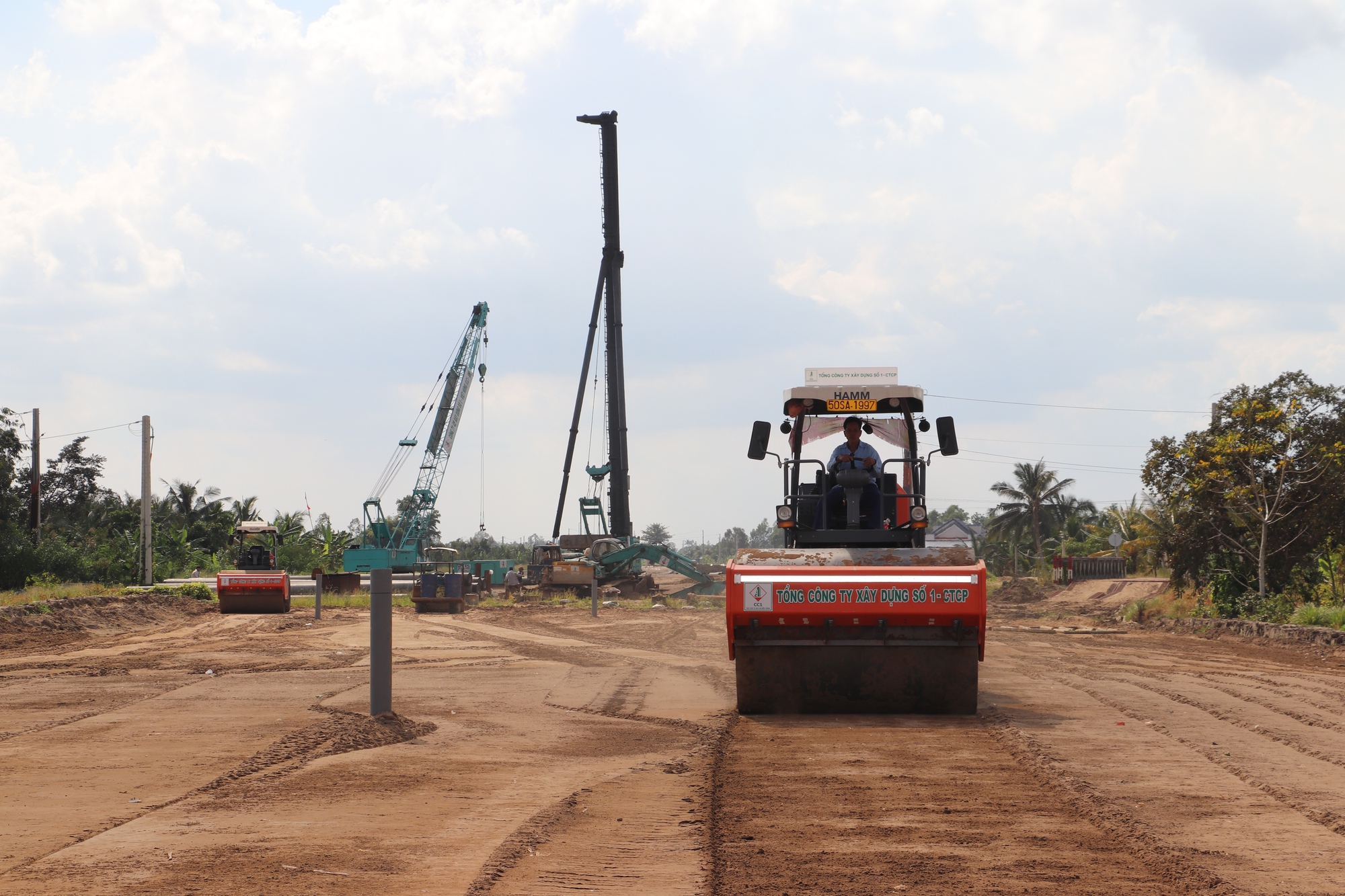 Ho&agrave;n th&agrave;nh to&agrave;n bộ cầu tr&ecirc;n cao tốc Cần Thơ - C&agrave; Mau trong năm 2024- Ảnh 1.
