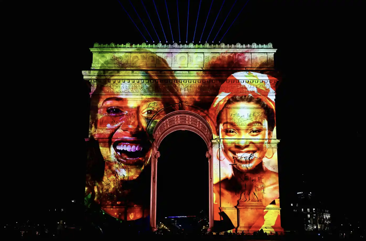 Những màn pháo hoa mãn nhãn trên thế giới mừng năm mới 2024 - Ảnh 6. Những màn pháo hoa mãn nhãn trên thế giới mừng năm mới 2024 - Ảnh 6.