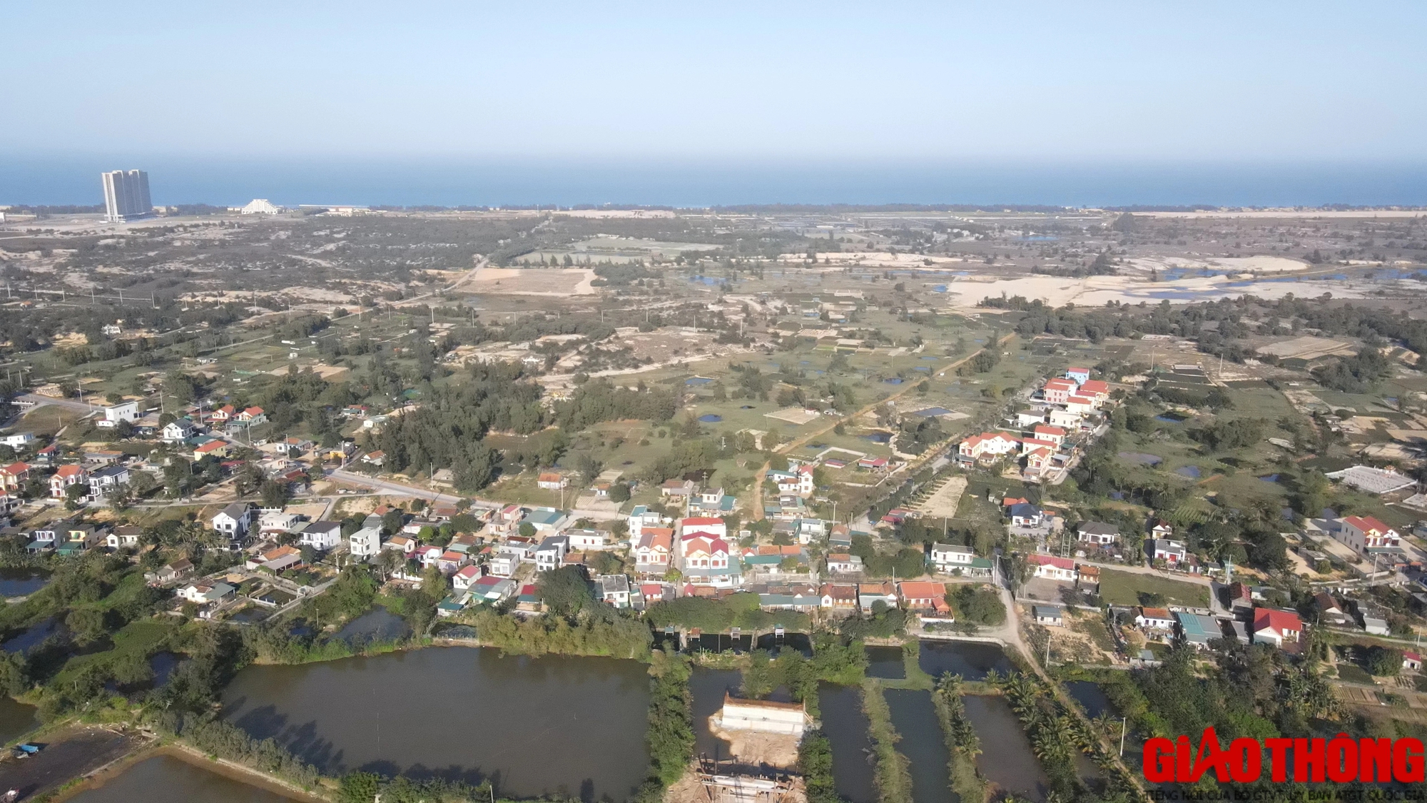 Cầu Nhật Lệ 3 với tổng mức 1.300 tỷ đồng đang được thi công ra sao?- Ảnh 11. Cầu Nhật Lệ 3 với tổng mức 1.300 tỷ đồng đang được thi công ra sao?- Ảnh 11.