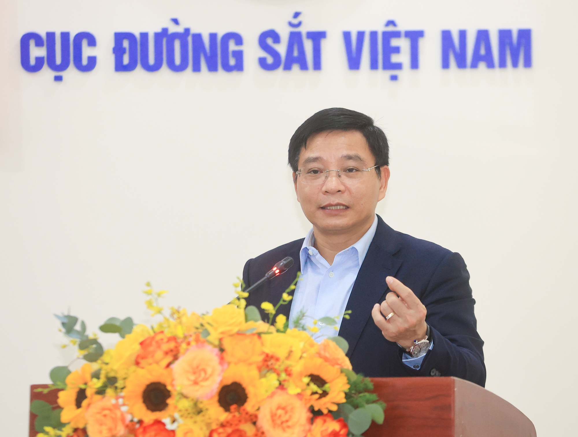 Bộ trưởng Nguyễn Văn Thắng: Quyết tâm làm đường sắt tốc độ cao, đẩy nhanh đường sắt đô thị- Ảnh 1. Bộ trưởng Nguyễn Văn Thắng: Quyết tâm làm đường sắt tốc độ cao, đẩy nhanh đường sắt đô thị- Ảnh 1.