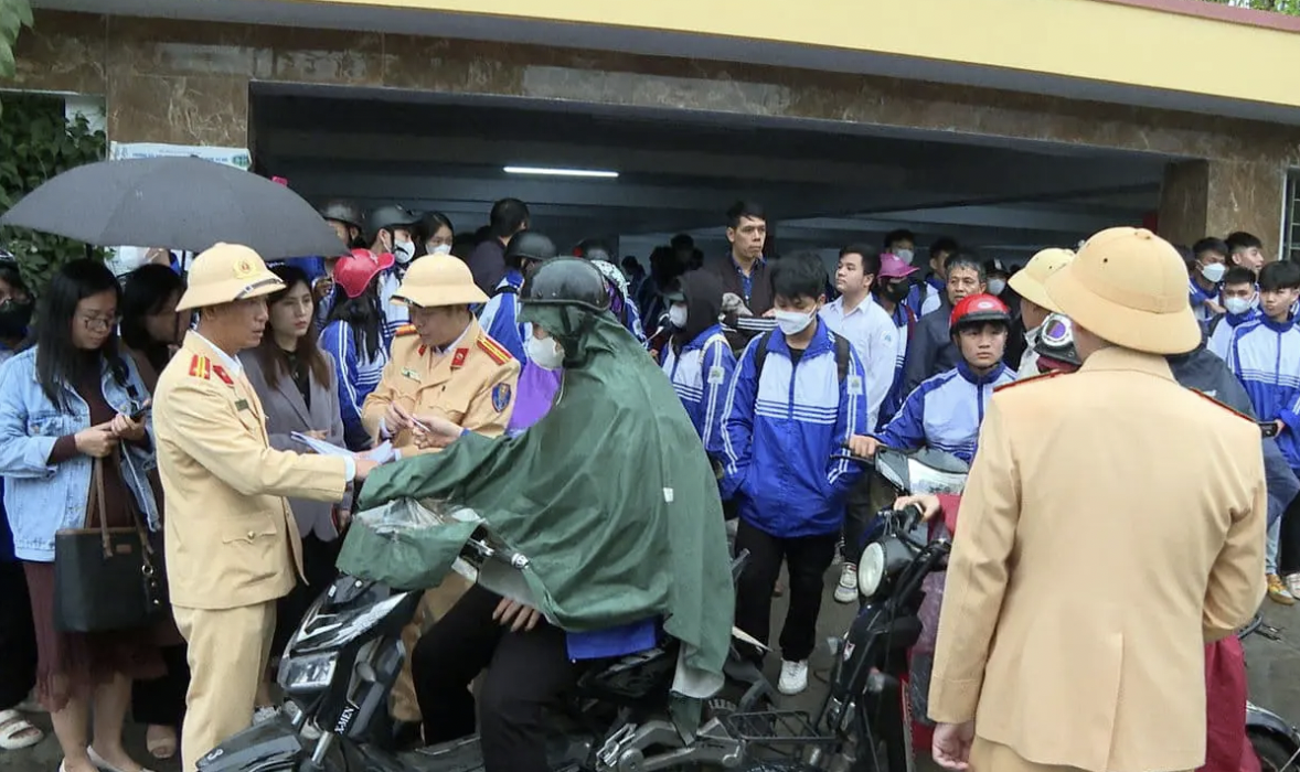 L&agrave;m g&igrave; để k&eacute;o giảm tai nạn giao th&ocirc;ng trong năm 2024?- Ảnh 3.