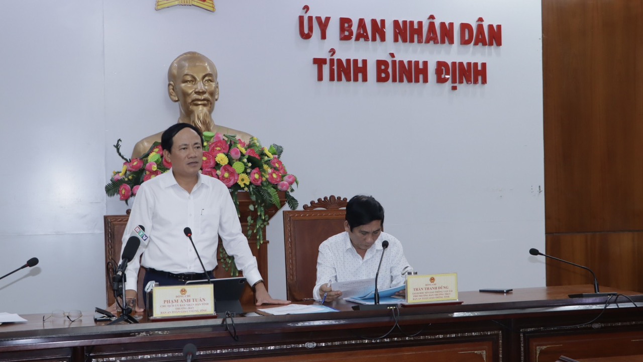 Chủ tịch B&igrave;nh Định: Xử nghi&ecirc;m người g&acirc;y tai nạn l&agrave; c&aacute;n bộ, đảng vi&ecirc;n, c&ocirc;ng chức- Ảnh 1.