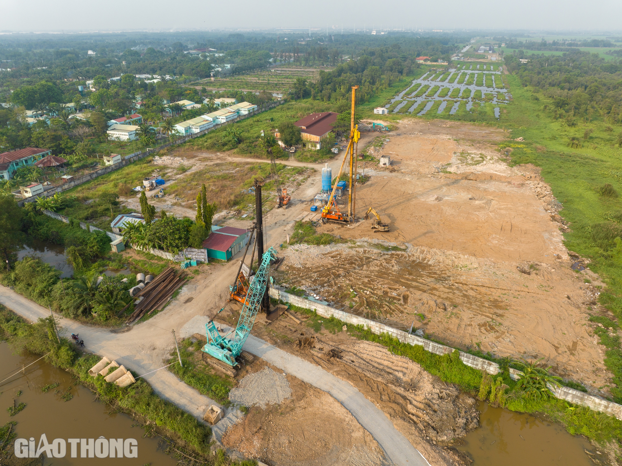 Đường V&agrave;nh đai 3 TP.HCM qua H&oacute;c M&ocirc;n chậm tiến độ do thiếu c&aacute;t san lấp- Ảnh 18.