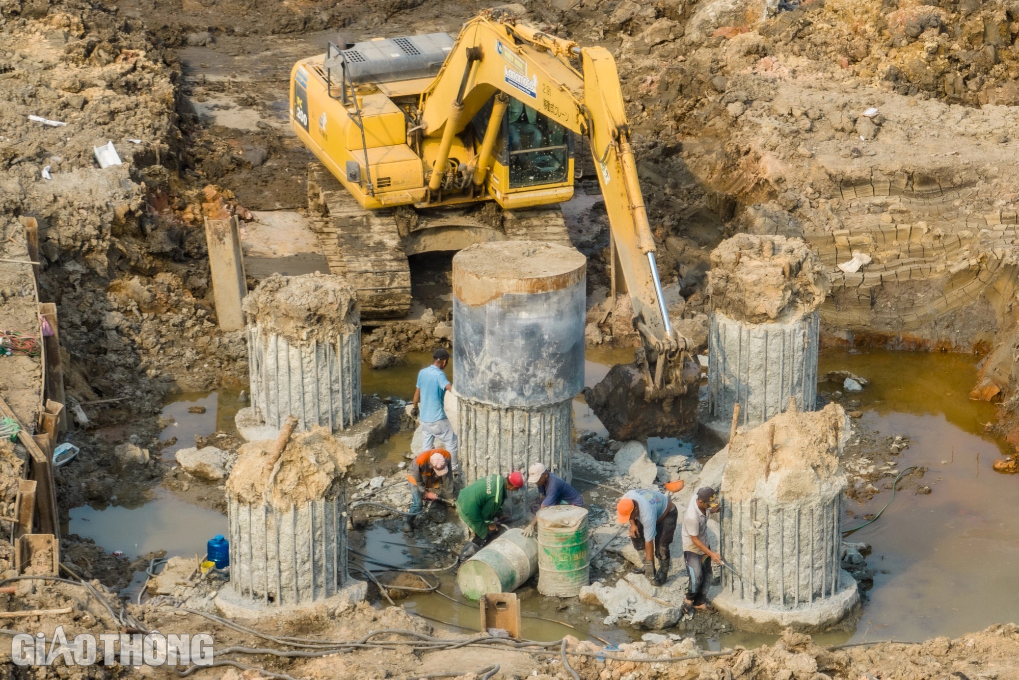 Đường V&agrave;nh đai 3 TP.HCM qua H&oacute;c M&ocirc;n chậm tiến độ do thiếu c&aacute;t san lấp- Ảnh 13.