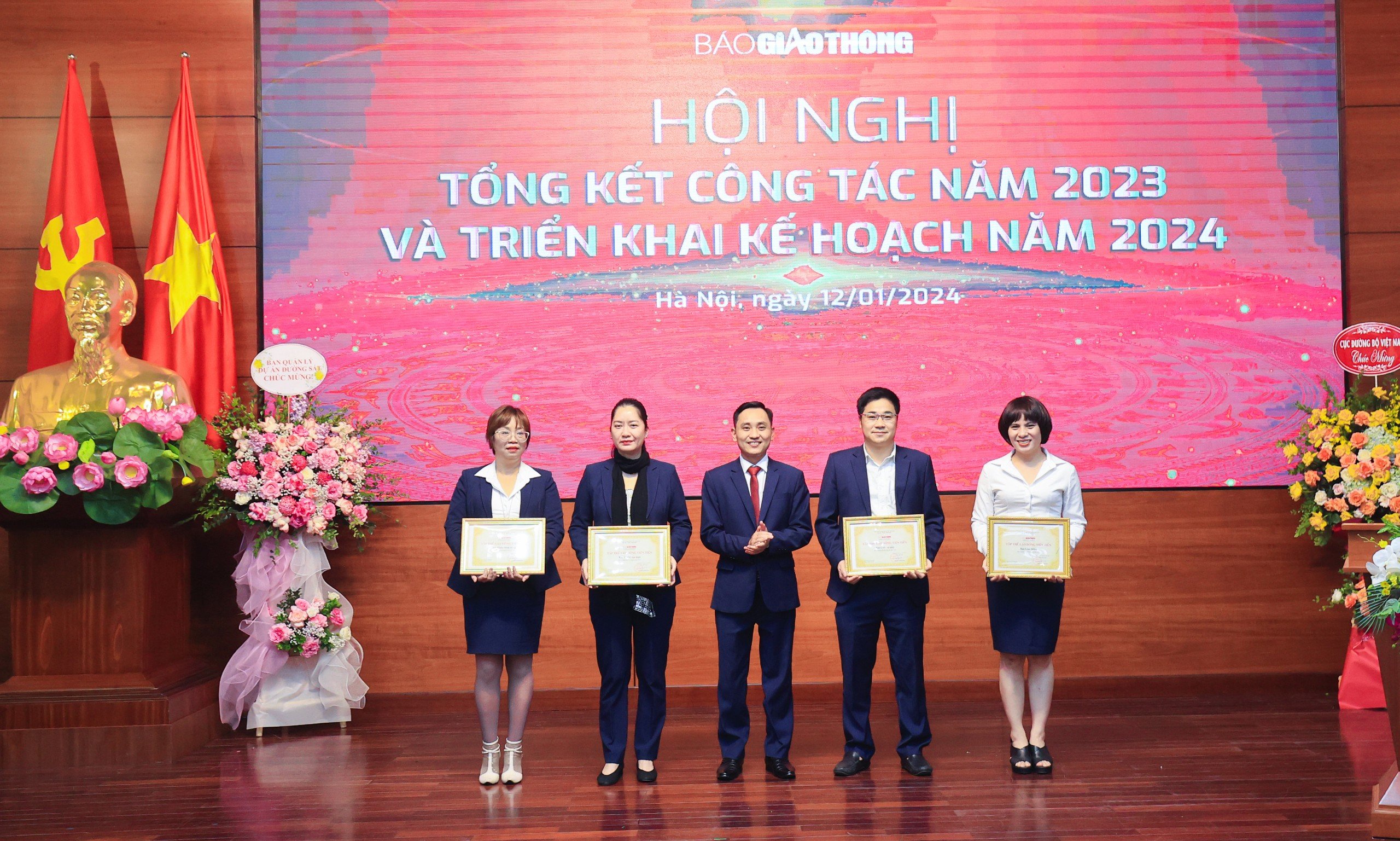 Thứ trưởng Nguyễn Danh Huy: B&aacute;o Giao th&ocirc;ng l&agrave; bạn đồng h&agrave;nh của người lao động ng&agrave;nh GTVT- Ảnh 6.