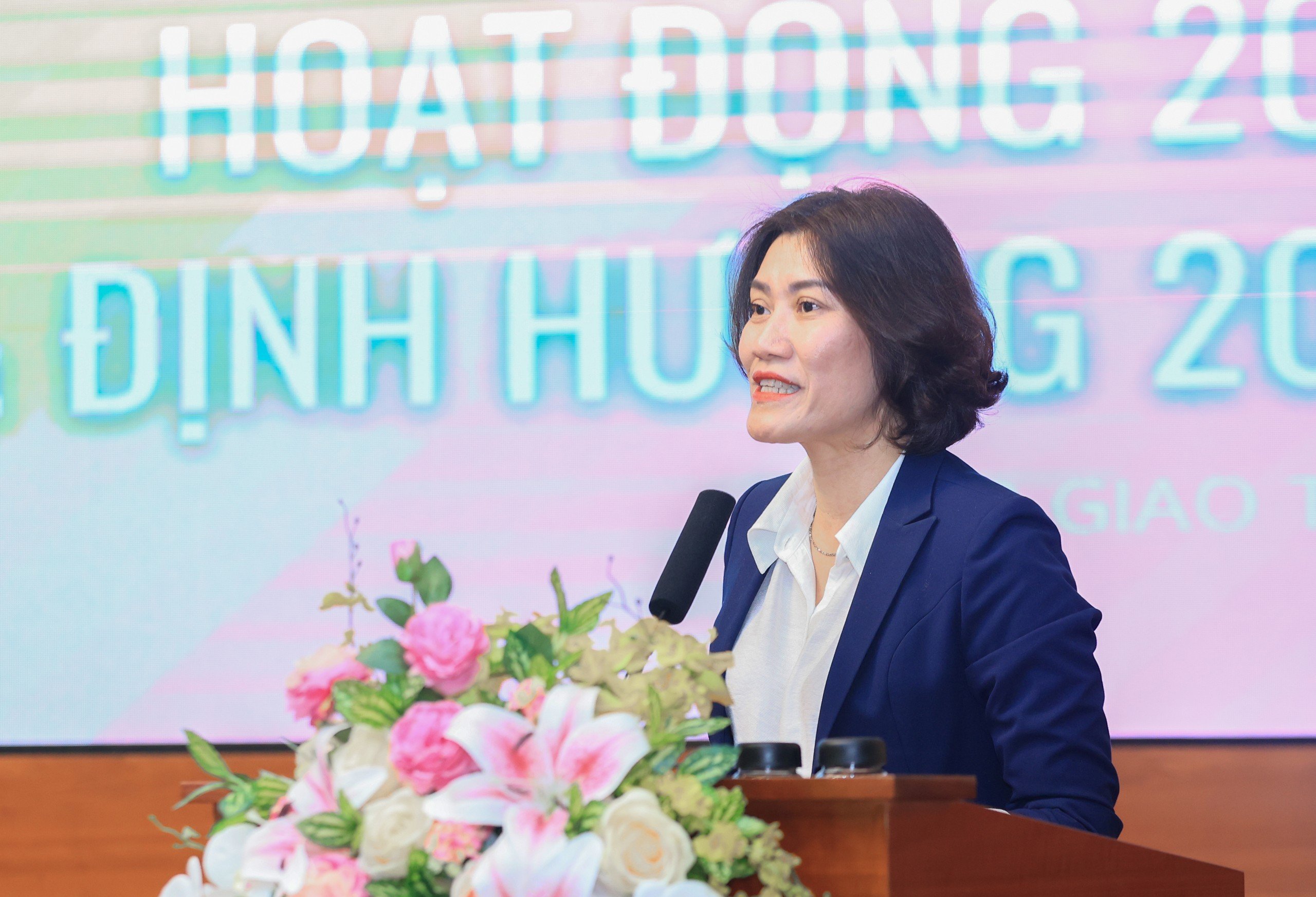 Thứ trưởng Nguyễn Danh Huy: B&aacute;o Giao th&ocirc;ng l&agrave; bạn đồng h&agrave;nh của người lao động ng&agrave;nh GTVT- Ảnh 5.