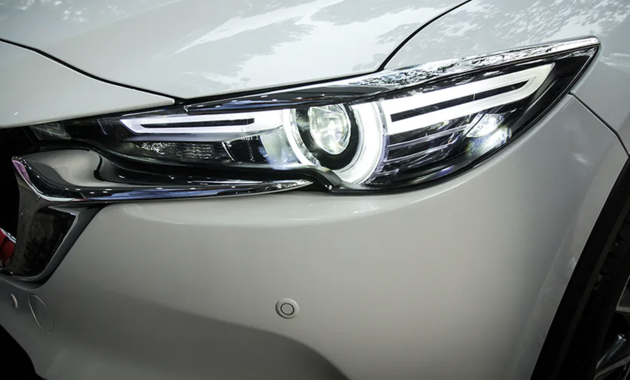 Hiểu đ&uacute;ng quy định thay thế cụm đ&egrave;n chiếu s&aacute;ng ph&iacute;a trước kh&ocirc;ng được coi l&agrave; cải tạo xe- Ảnh 1.