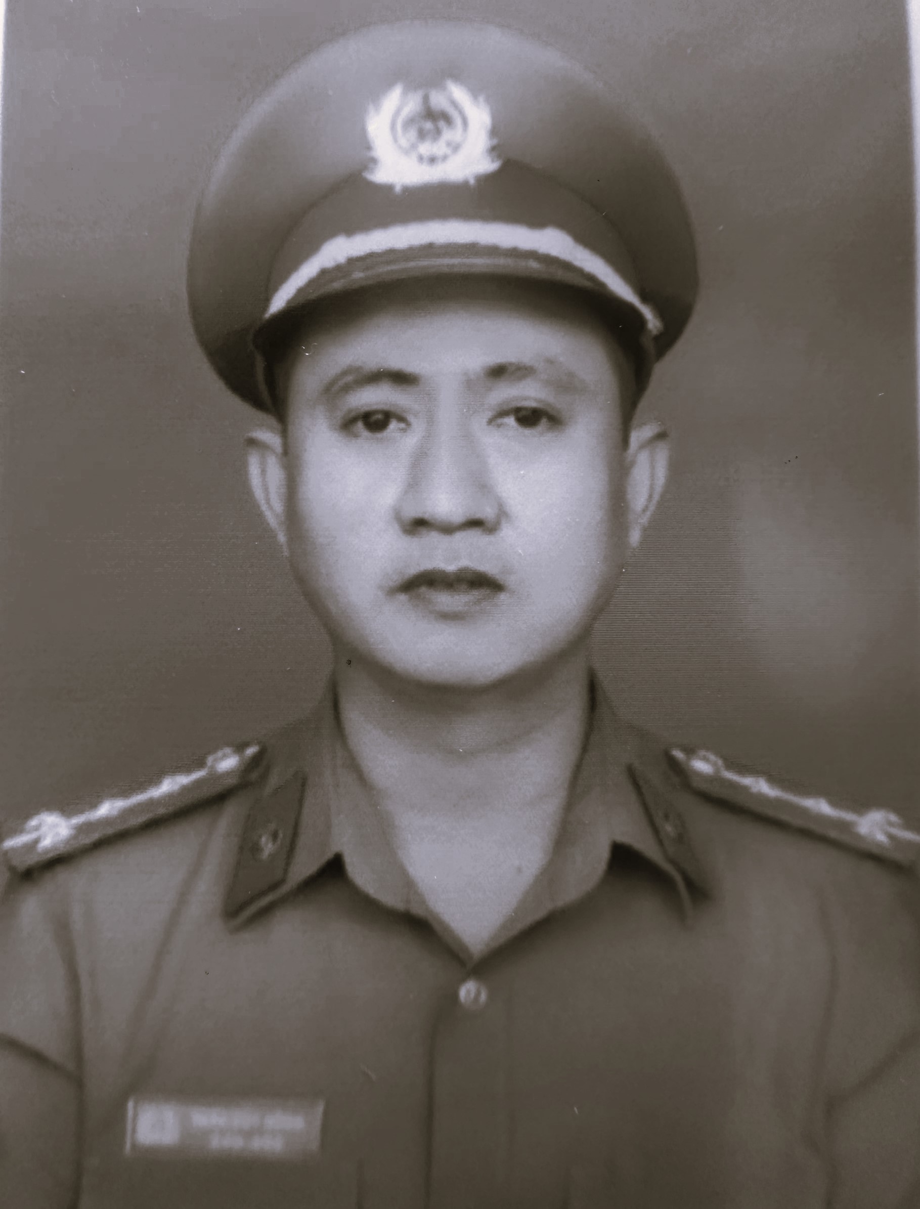 Ph&oacute; trưởng c&ocirc;ng an phường hy sinh khi khống chế đối tượng chặn xe, đe dọa người đi đường- Ảnh 1.