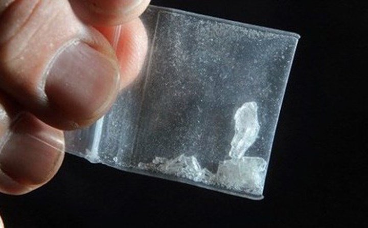 Cựu thẩm ph&aacute;n ở Gia Lai bị bắt quả tang t&agrave;ng trữ ma t&uacute;y- Ảnh 1.