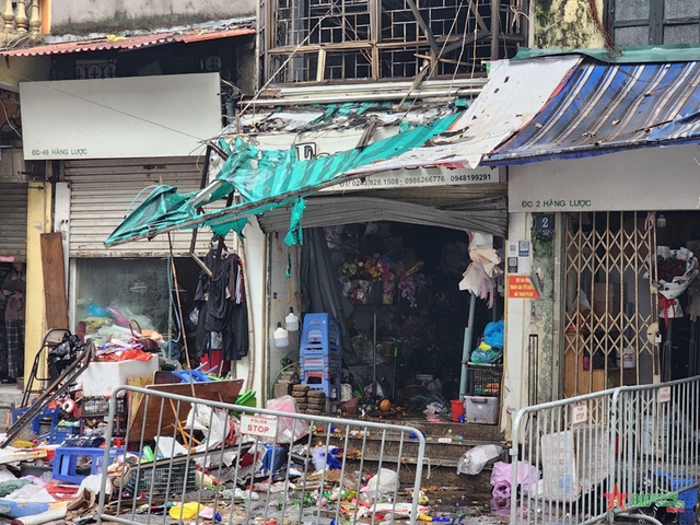 Ch&aacute;y nh&agrave;, 4 người tử vong ở H&agrave;ng Lược: Thủ tướng y&ecirc;u cầu khẩn trương l&agrave;m r&otilde;- Ảnh 1.