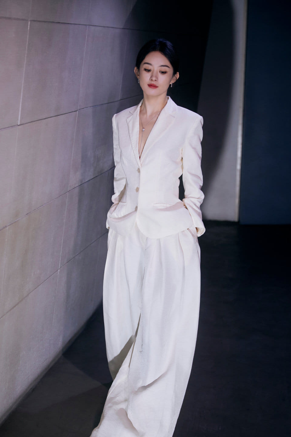 Top 10 mỹ nhân đình đám nhất Hoa ngữ năm 2023 gọi tên Trương Tiểu Phỉ, Bạch Lộc- Ảnh 12. Top 10 mỹ nhân đình đám nhất Hoa ngữ năm 2023 gọi tên Trương Tiểu Phỉ, Bạch Lộc- Ảnh 12.