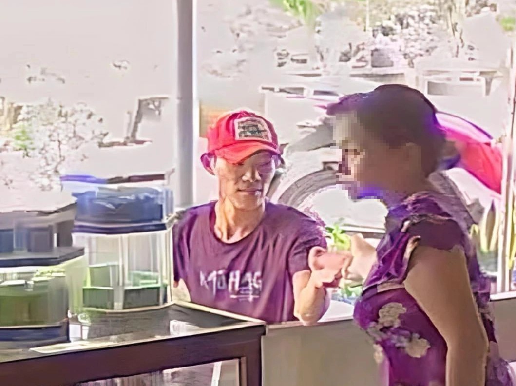 Khởi tố kẻ sát hại nữ nhân viên quán cà phê ở TP.HCM- Ảnh 4. Khởi tố kẻ sát hại nữ nhân viên quán cà phê ở TP.HCM- Ảnh 4.