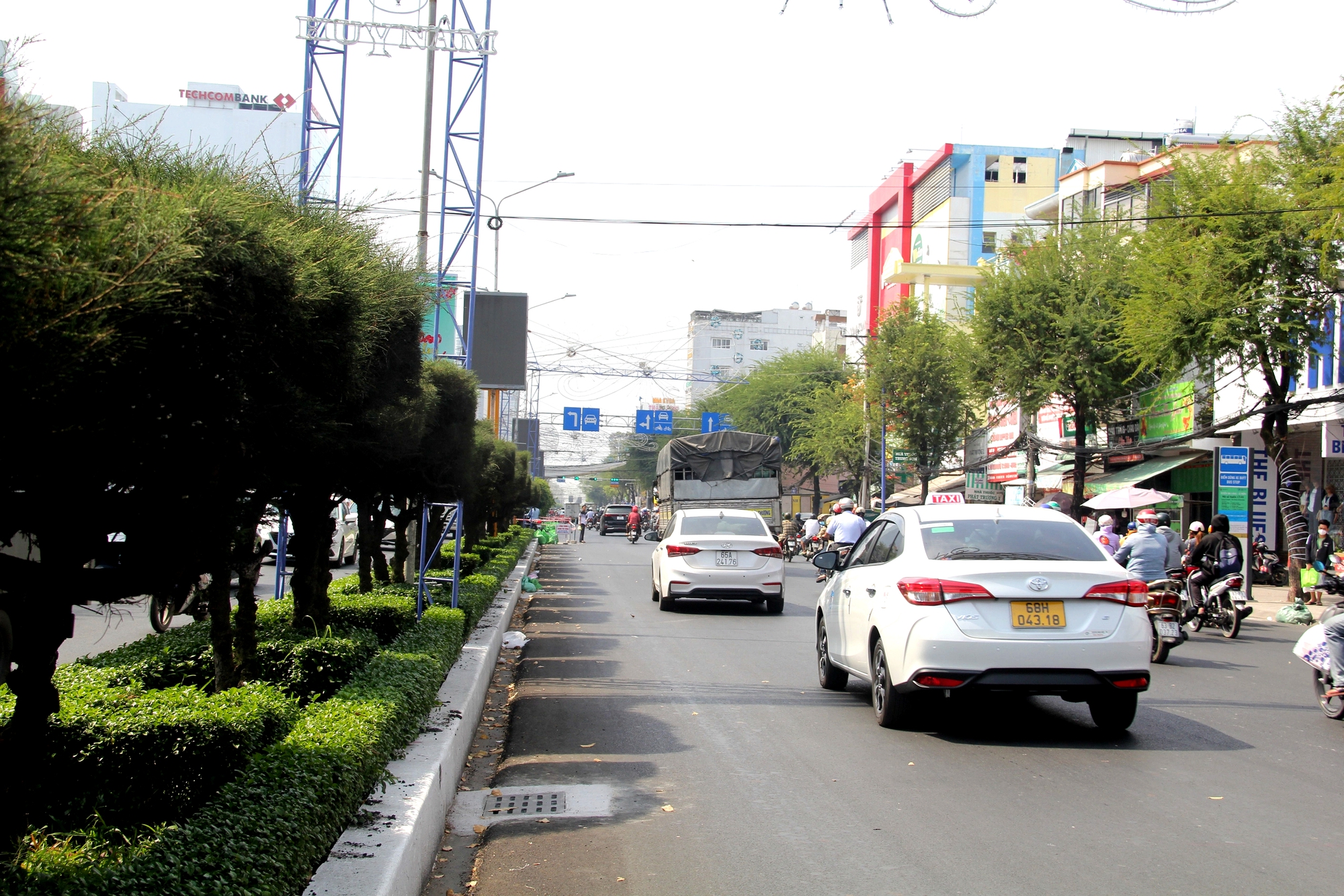 Nhiều tuyến đường ở Cần Thơ "kho&aacute;c &aacute;o mới" đ&oacute;n tết Gi&aacute;p Th&igrave;n 2024- Ảnh 1.