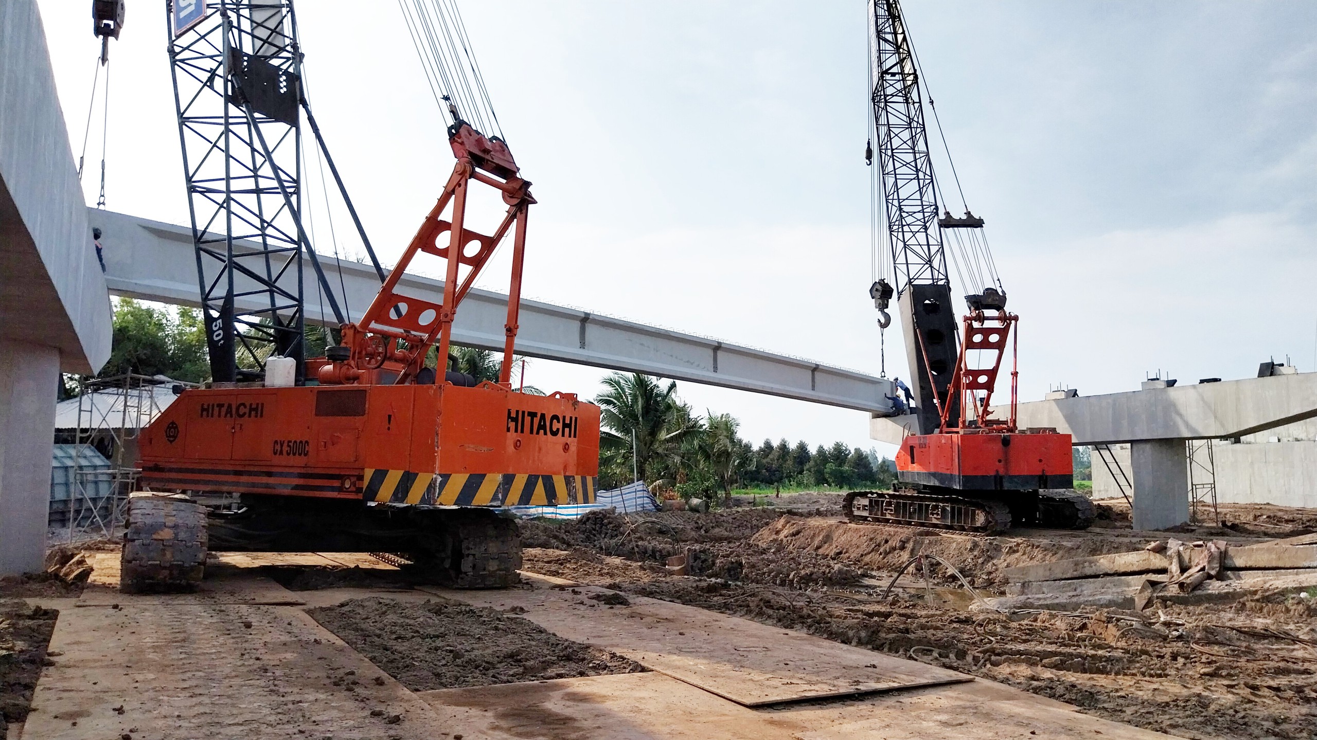 Nh&agrave; thầu tuyến cao tốc Ch&acirc;u Đốc - Cần Thơ - S&oacute;c Trăng nỗ lực b&ugrave; tiến độ- Ảnh 2.