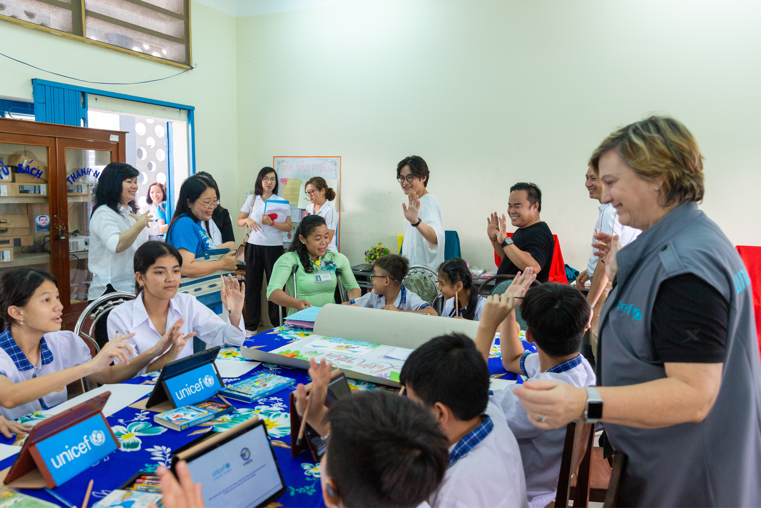 UNICEF v&agrave; Masterise tới S&oacute;c Trăng chứng kiến c&aacute;c s&aacute;ng kiến thay đổi tương lai- Ảnh 4.