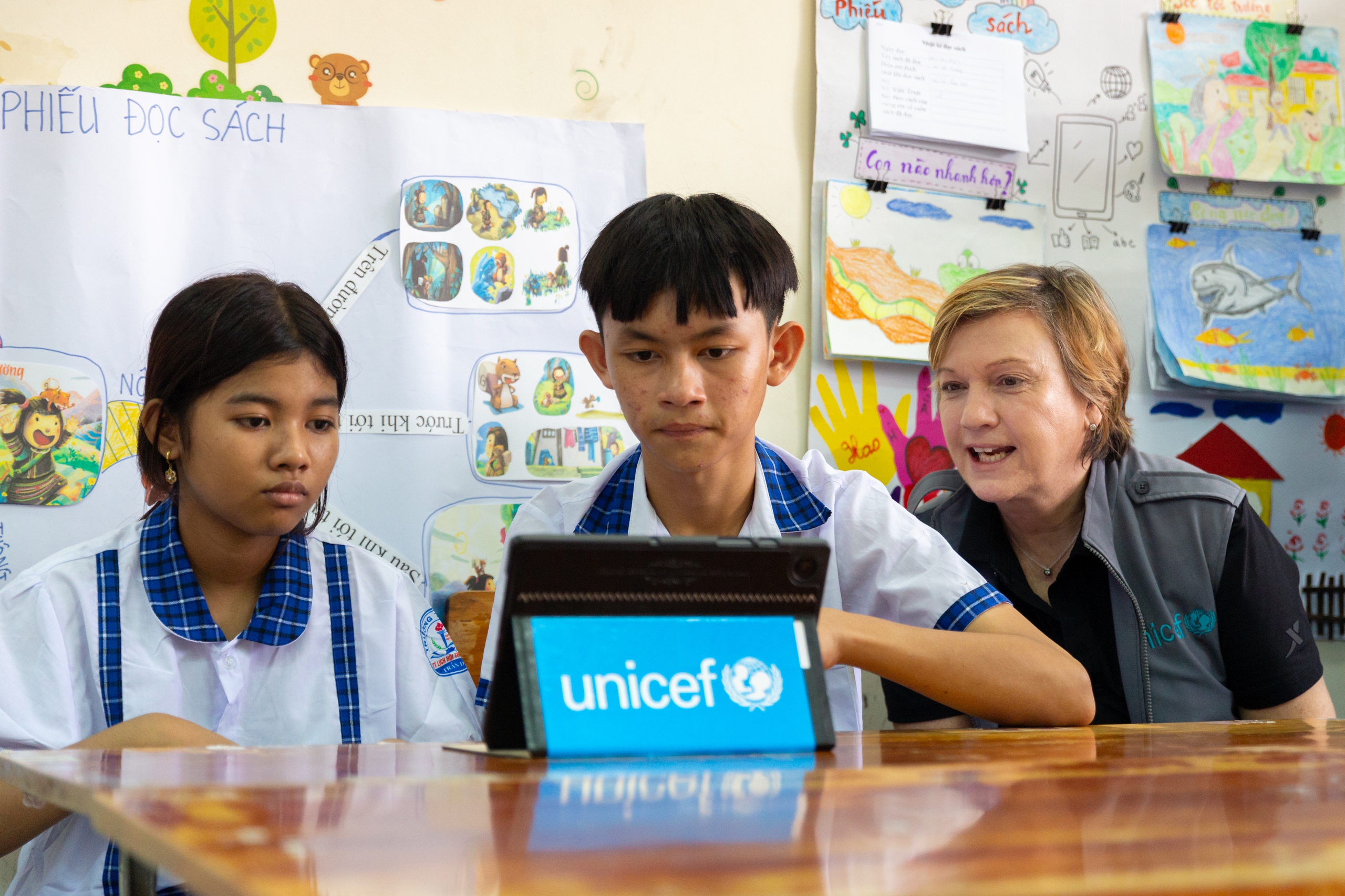 UNICEF v&agrave; Masterise tới S&oacute;c Trăng chứng kiến c&aacute;c s&aacute;ng kiến thay đổi tương lai- Ảnh 5.