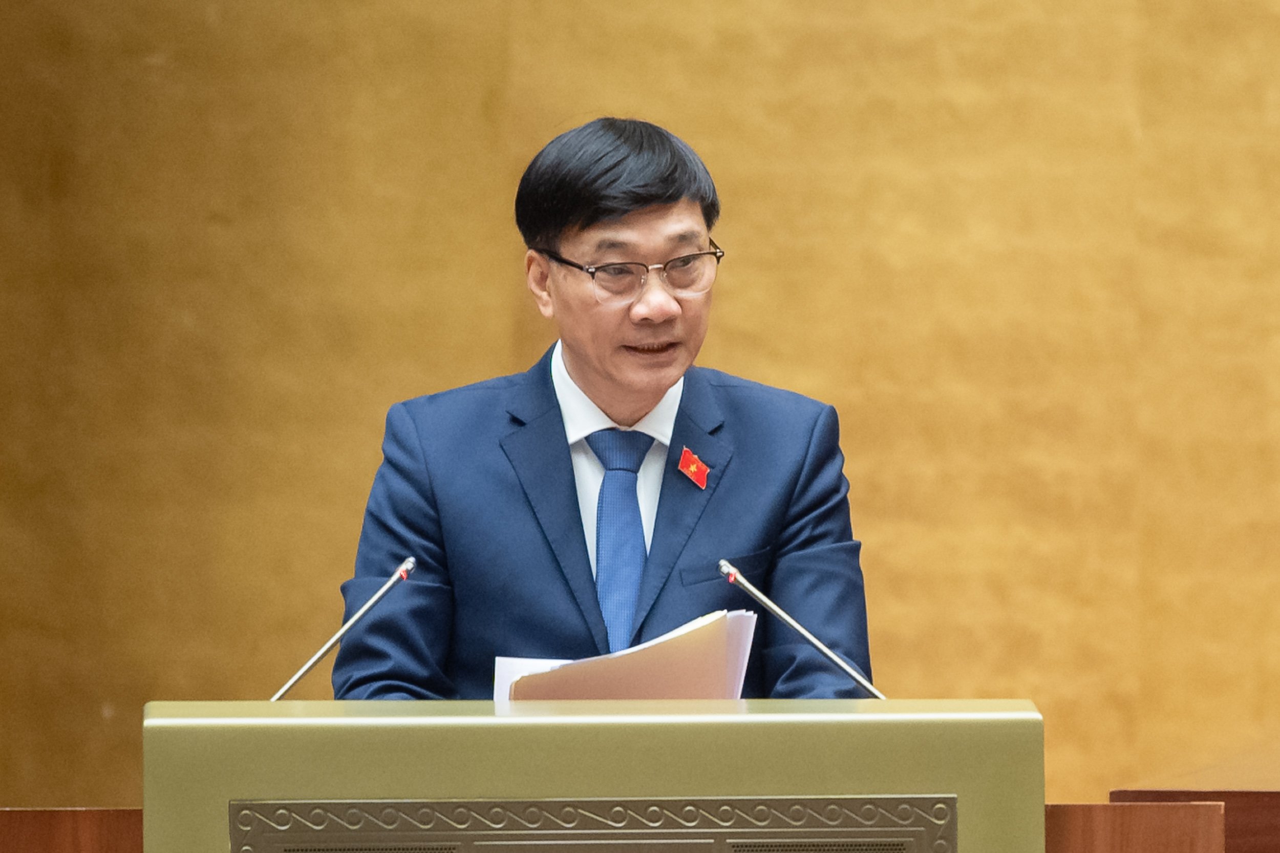 Quốc hội ch&iacute;nh thức th&ocirc;ng qua Luật Đất đai, đầu năm 2026 sẽ c&oacute; bảng gi&aacute; đất mới- Ảnh 1.