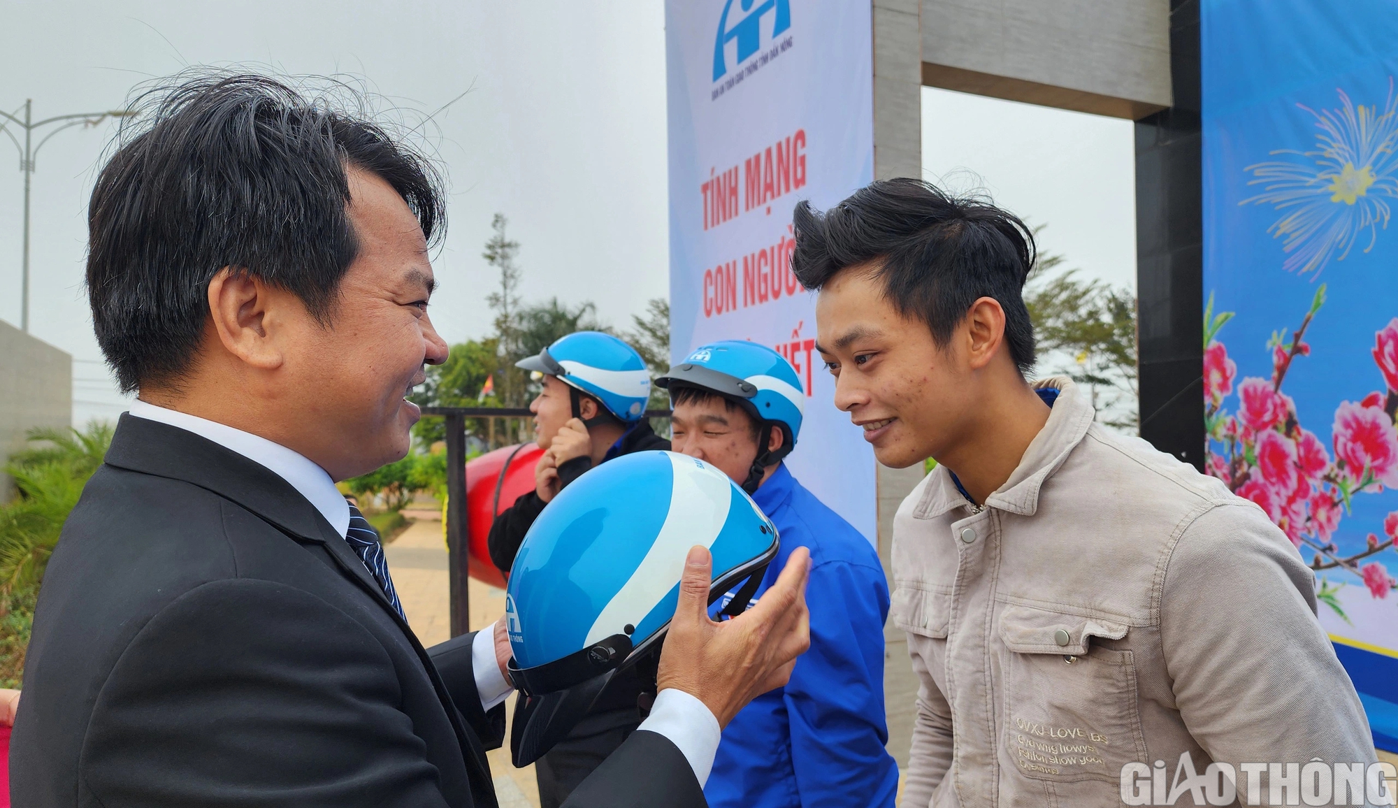 Đắk N&ocirc;ng: Ph&aacute;t động lễ ra qu&acirc;n ATGT năm 2024, bảo vệ t&iacute;nh mạng v&agrave; t&agrave;i sản của d&acirc;n- Ảnh 4.