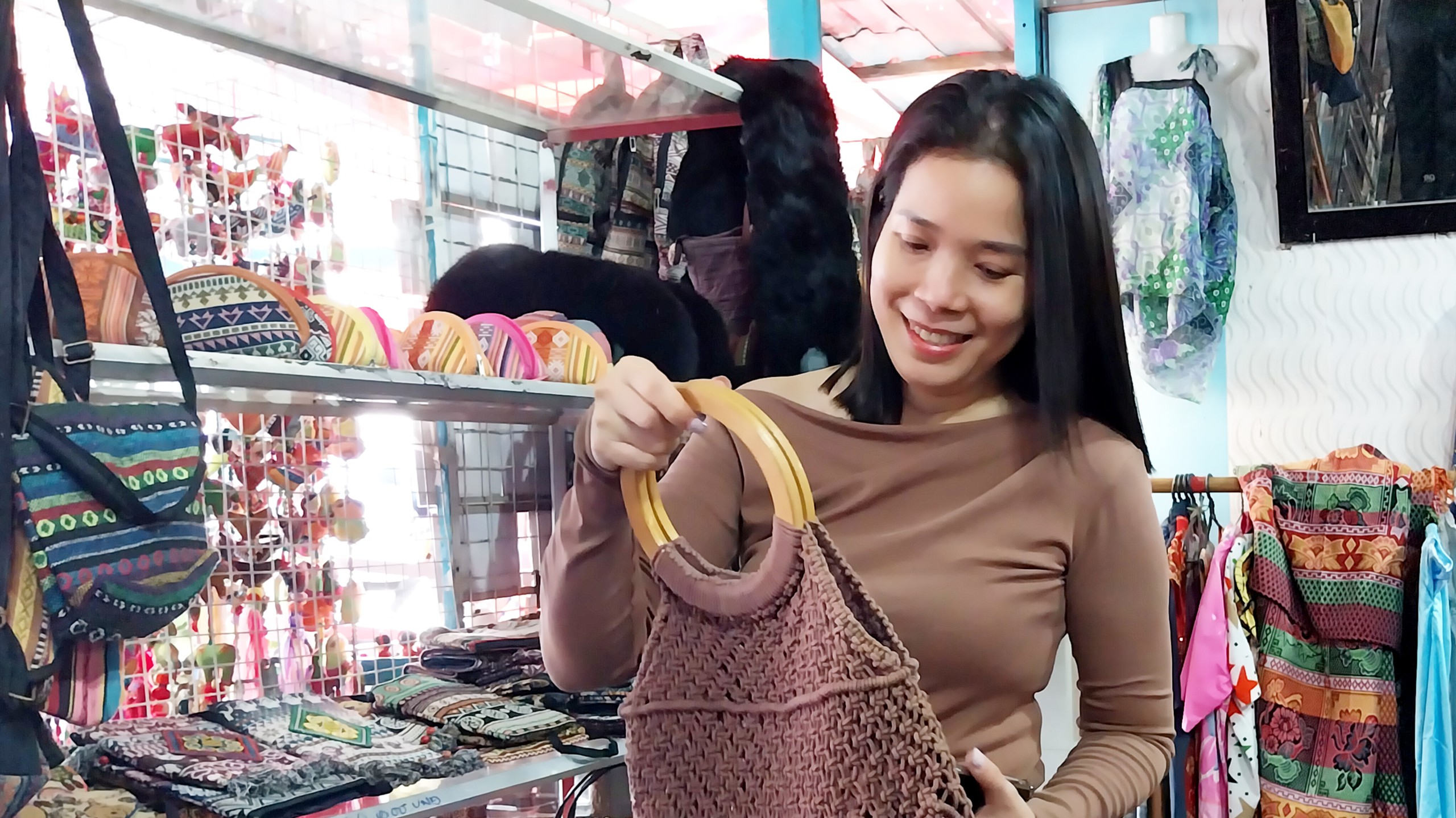 Làng bè đa sắc màu - Điểm du lịch miệt sông độc đáo ở An Giang- Ảnh 5. Làng bè đa sắc màu - Điểm du lịch miệt sông độc đáo ở An Giang- Ảnh 5.