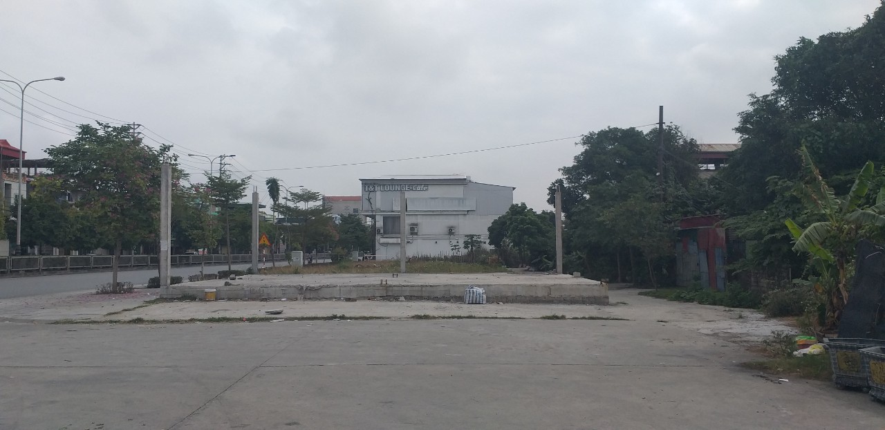 Quảng Ninh: Dự &aacute;n đường gom "dậm ch&acirc;n tại chỗ", d&acirc;n tố bất thường khi triển khai- Ảnh 3.