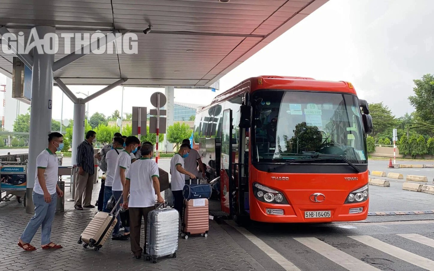 Sở TT&TT TP.HCM mời đại diện Th&agrave;nh Bưởi l&agrave;m việc về th&ocirc;ng b&aacute;o b&aacute;n v&eacute;