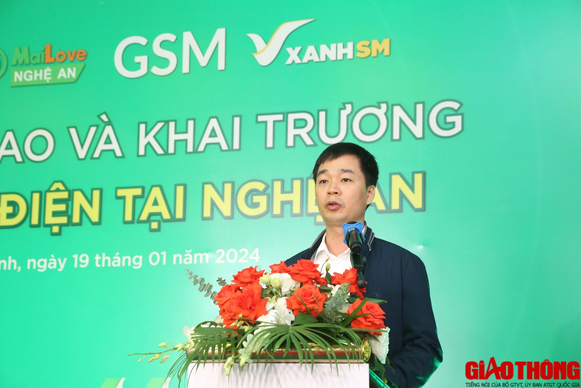 Taxi Mai Love: Ti&ecirc;n phong đưa xe điện v&agrave;o hoạt động tại xứ Nghệ- Ảnh 3.