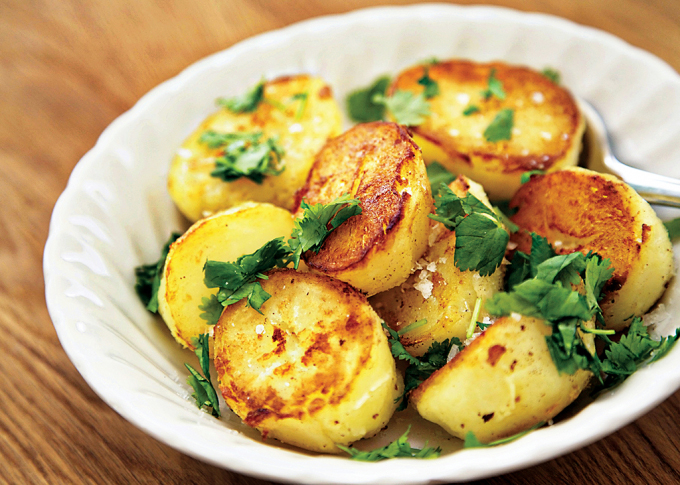 Loại rau gi&agrave;u vitamin C kh&ocirc;ng k&eacute;m cam, chanh, chỉ ngửi đ&atilde; thấy "m&ugrave;i Tết"- Ảnh 3.