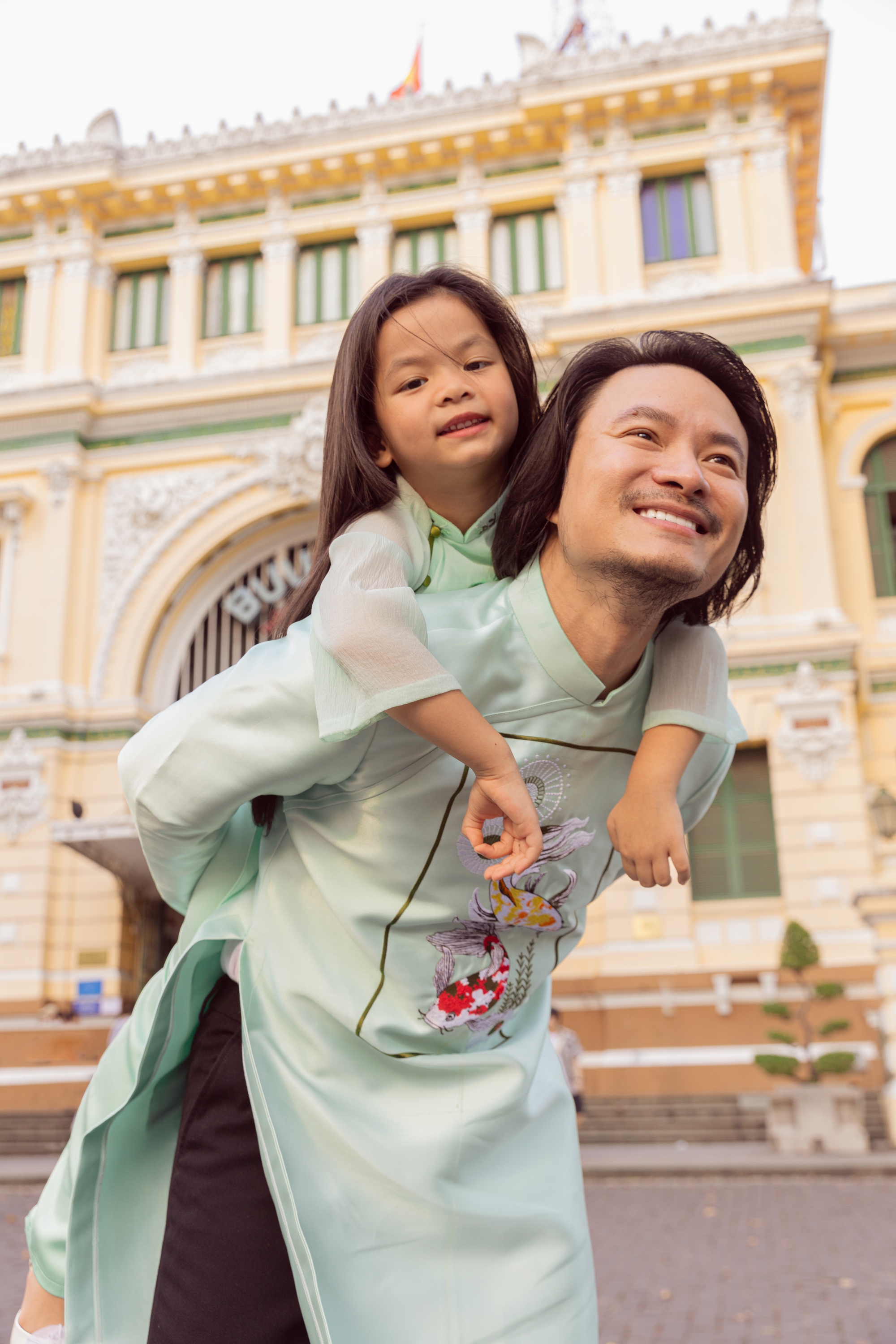 Cặp đ&ocirc;i "tr&ugrave;m hoa hậu" Kim Dung - Nhật Nam ngọt ng&agrave;o t&igrave;nh tứ khi xu&acirc;n về- Ảnh 9.