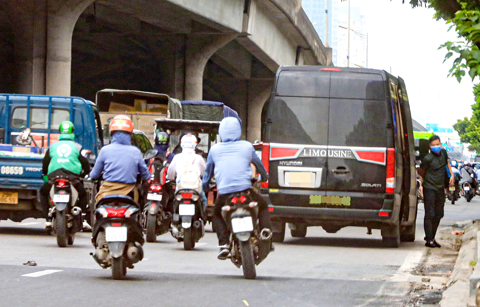 Nhiều giải ph&aacute;p quản xe hợp đồng tr&aacute; h&igrave;nh - Ảnh 1.