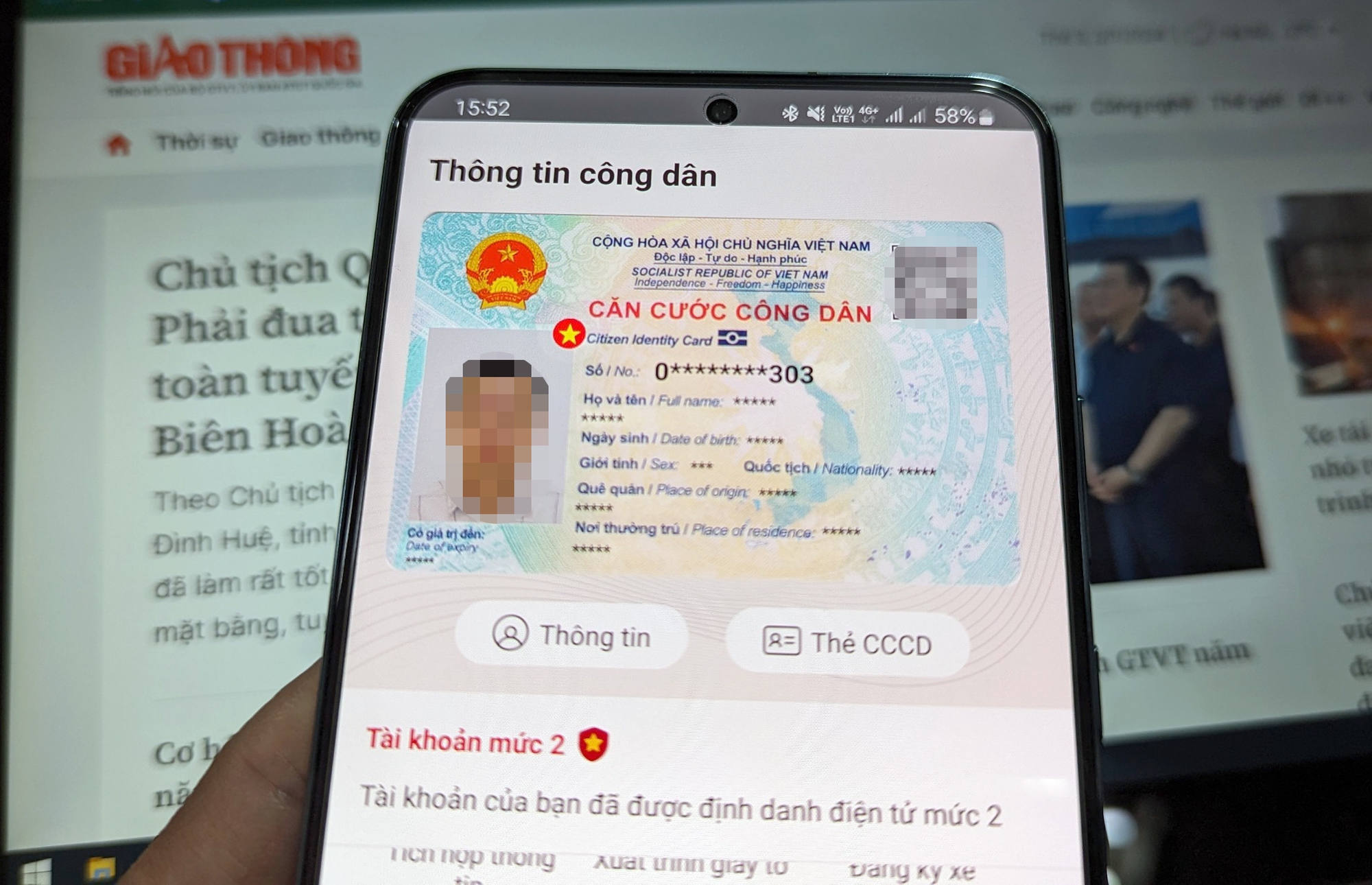 Người d&acirc;n c&oacute; phải xuất tr&igrave;nh bằng l&aacute;i xe, thẻ căn cước khi đ&atilde; c&oacute; căn cước điện tử?- Ảnh 2.
