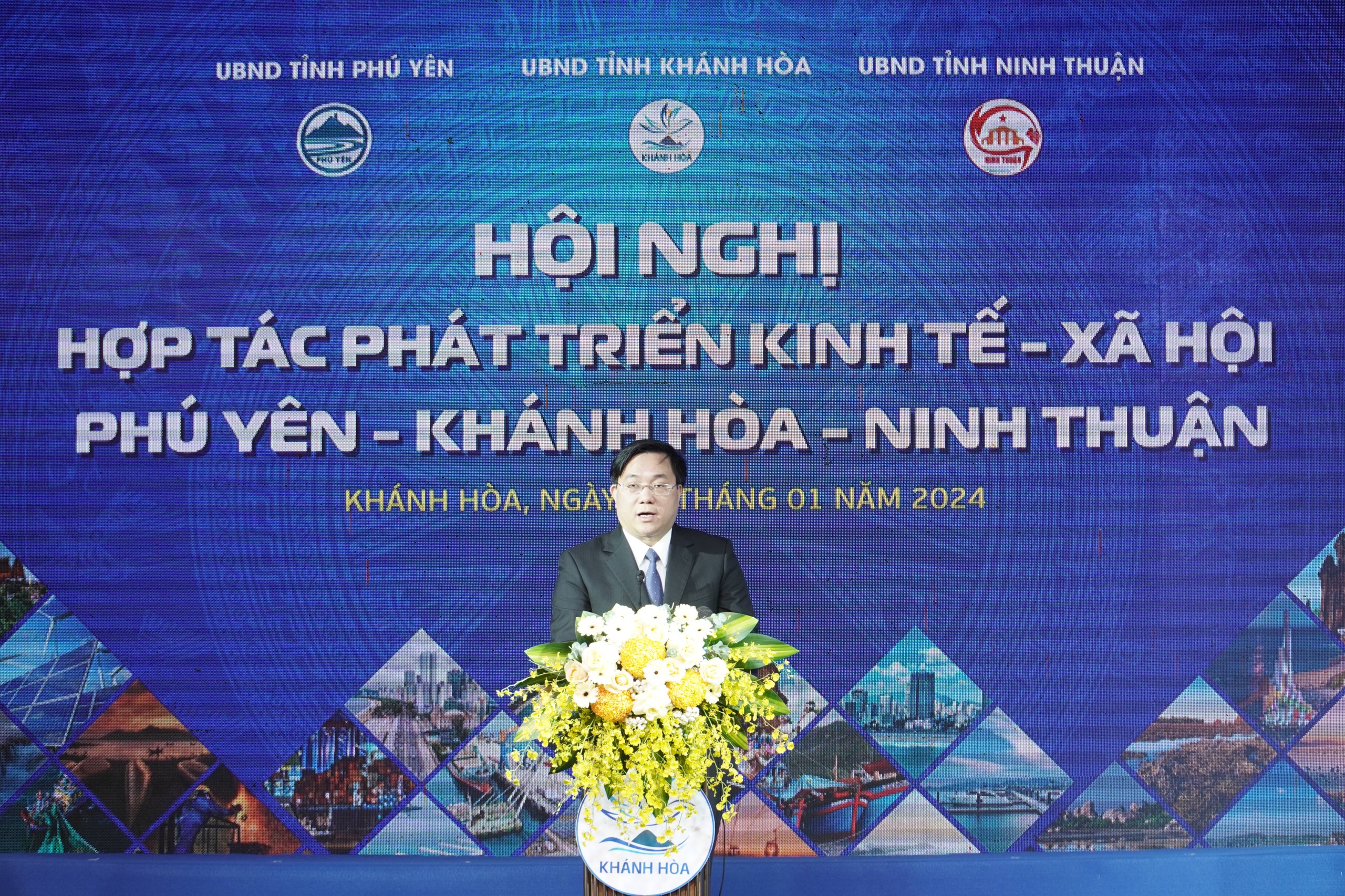 Phát huy thế mạnh cửa ngõ biển, thúc đẩy kinh tế Phú Yên - Khánh Hoà - Ninh Thuận- Ảnh 5. Phát huy thế mạnh cửa ngõ biển, thúc đẩy kinh tế Phú Yên - Khánh Hoà - Ninh Thuận- Ảnh 5.
