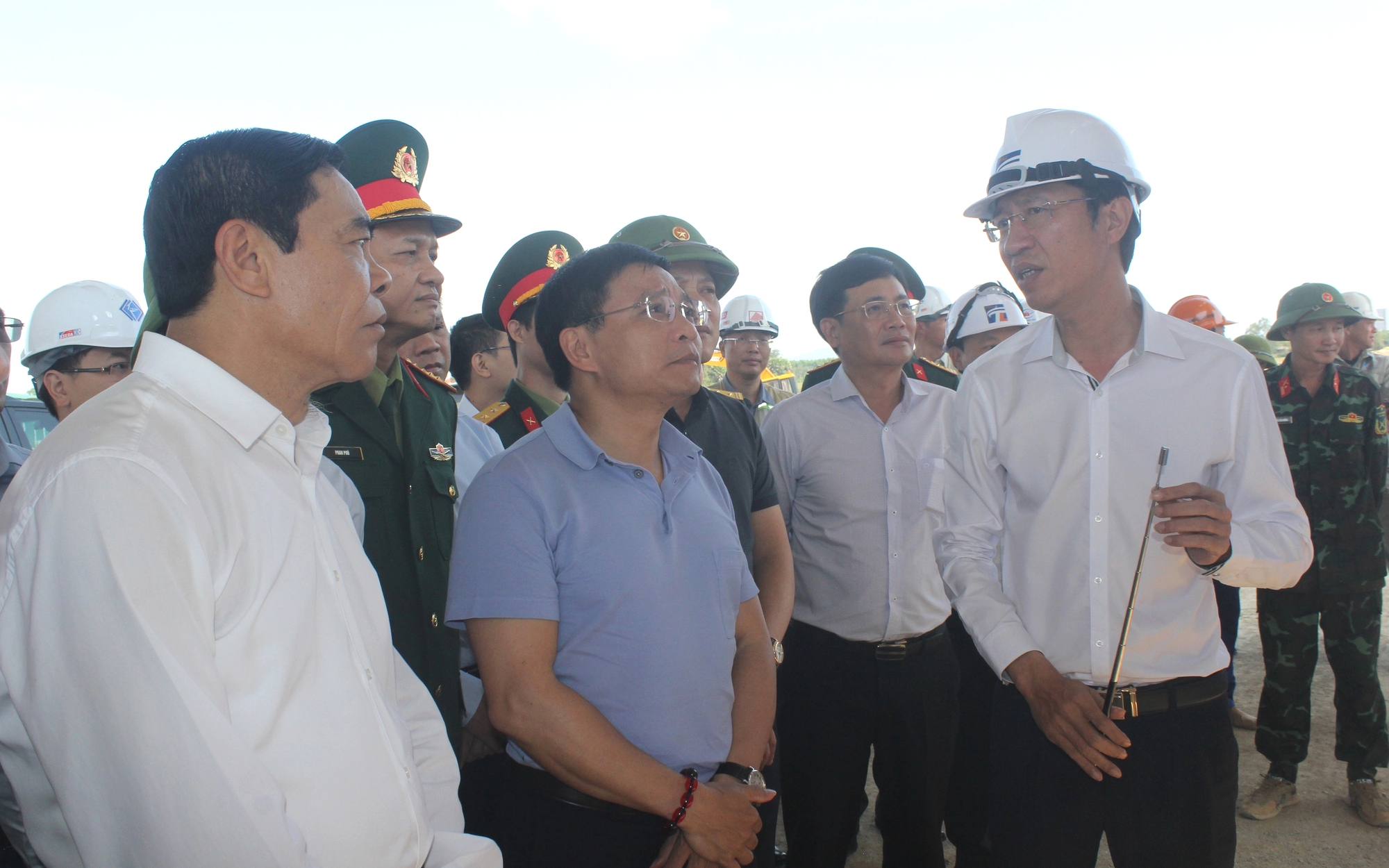 Bộ trưởng Nguyễn Văn Thắng: Nỗ lực th&ocirc;ng to&agrave;n tuyến cao tốc H&agrave; Nội - Vinh dịp 30/4