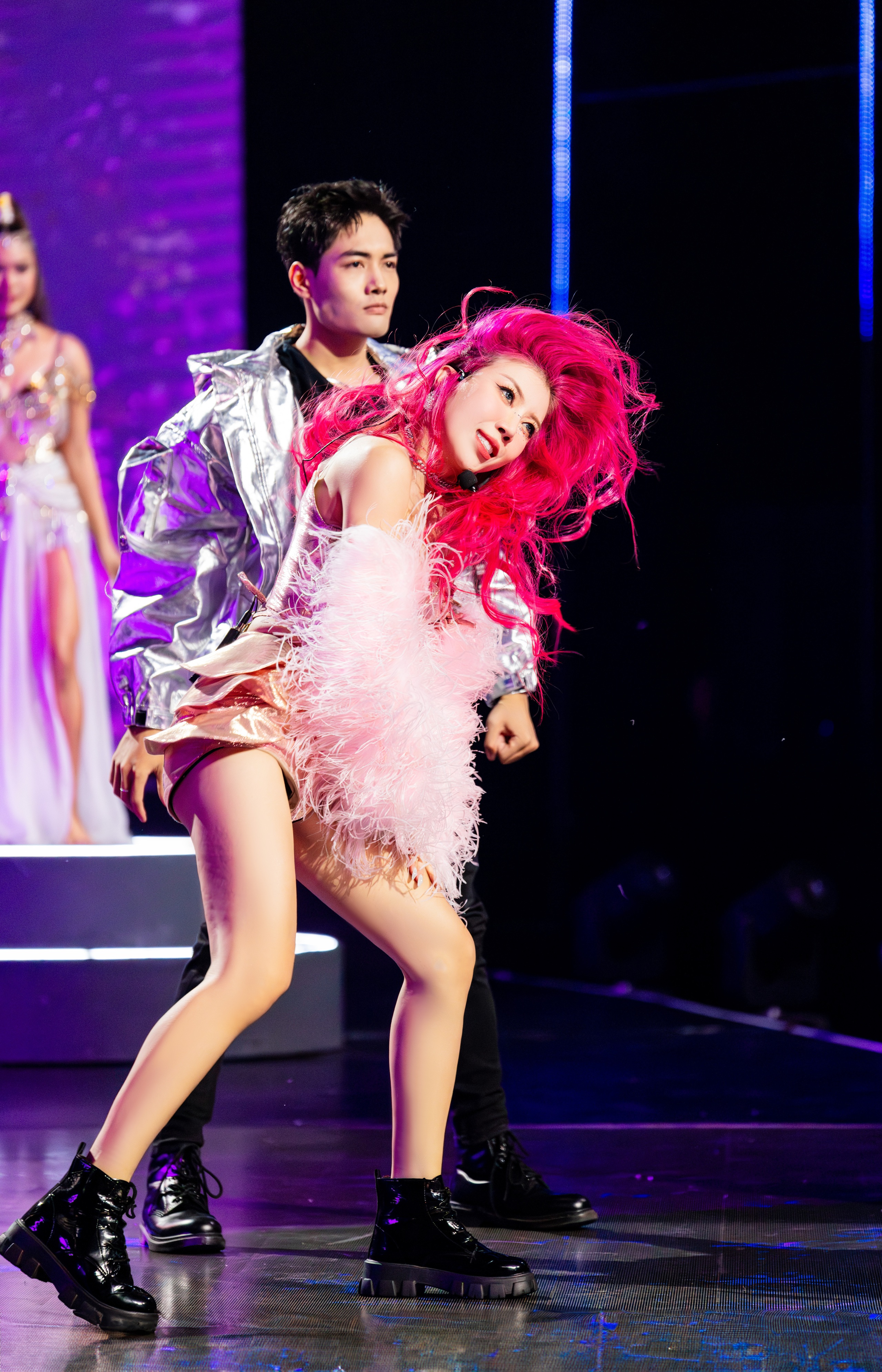 Nguy&ecirc;n H&agrave; "lột x&aacute;c" ngoạn mục, Huyền Baby t&acirc;m phục dừng ch&acirc;n tại "Chị đẹp 2023"- Ảnh 8.