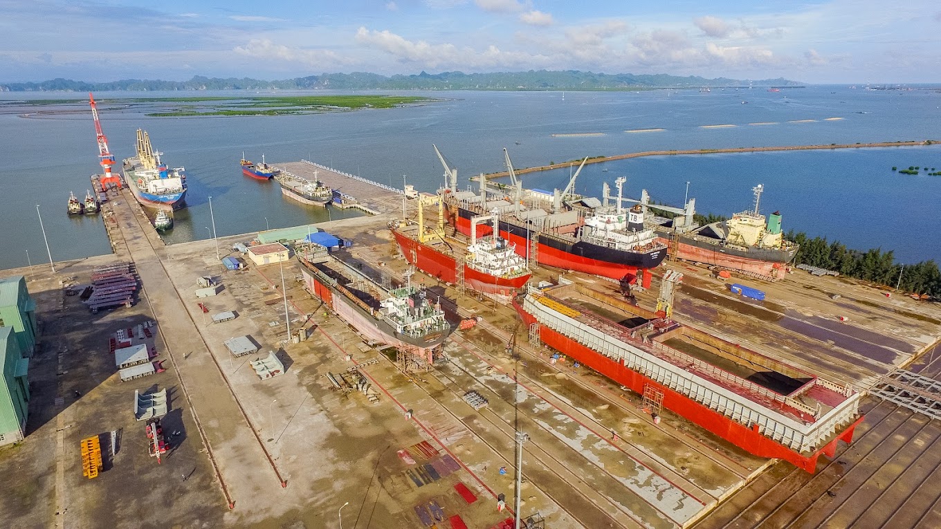 Quảng Ninh: Điều tra nguyên nhân một thợ hàn tử vong trong lúc đang làm việc- Ảnh 1. Quảng Ninh: Điều tra nguyên nhân một thợ hàn tử vong trong lúc đang làm việc- Ảnh 1.